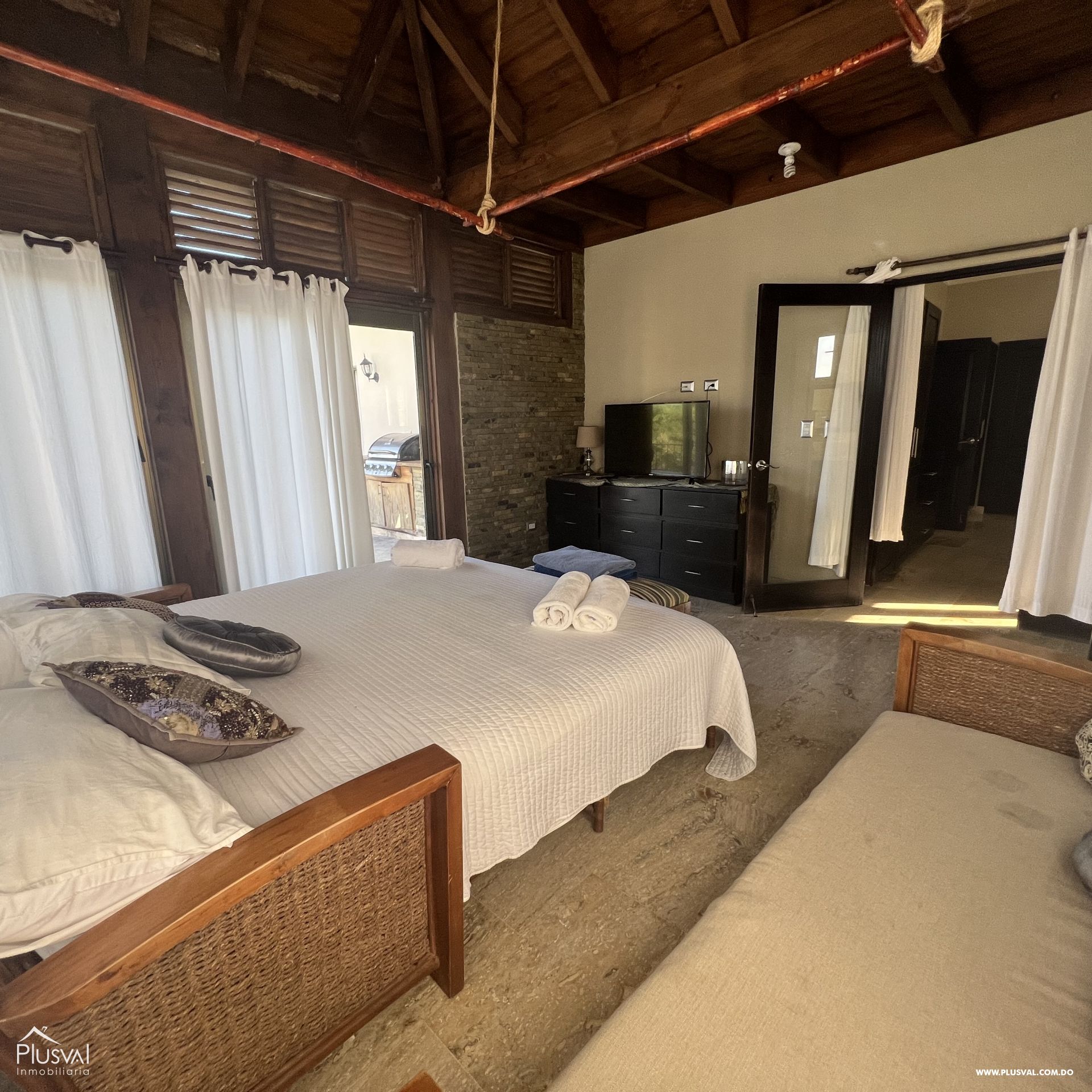 Hermoso Penthouse Amueblado 254000