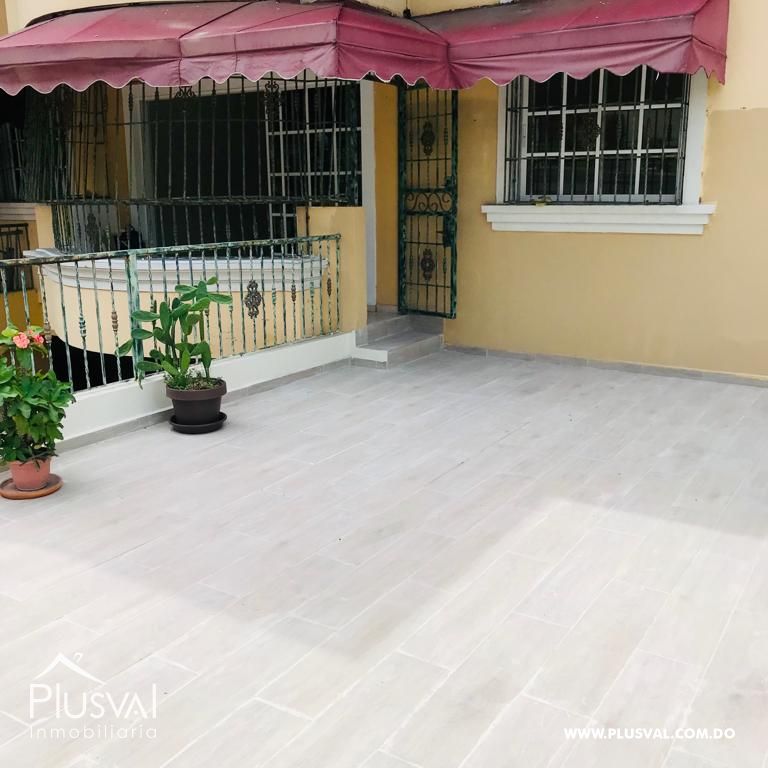 Apartamento en alquiler en Bella Vista, segundo nivel con terraza Amplia 230500