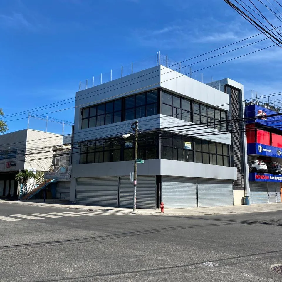 Locales Comerciales en el Ens.Kennedy 443624