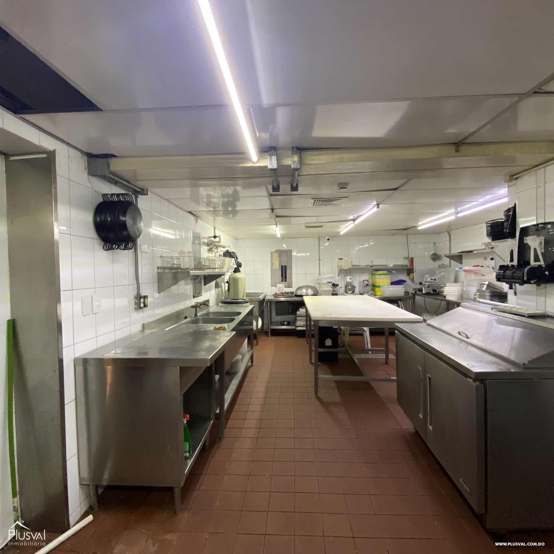 Vendo Traspaso de Restaurant en la Mejor Zona de la Ciudad entre Naco y Piantini 436604