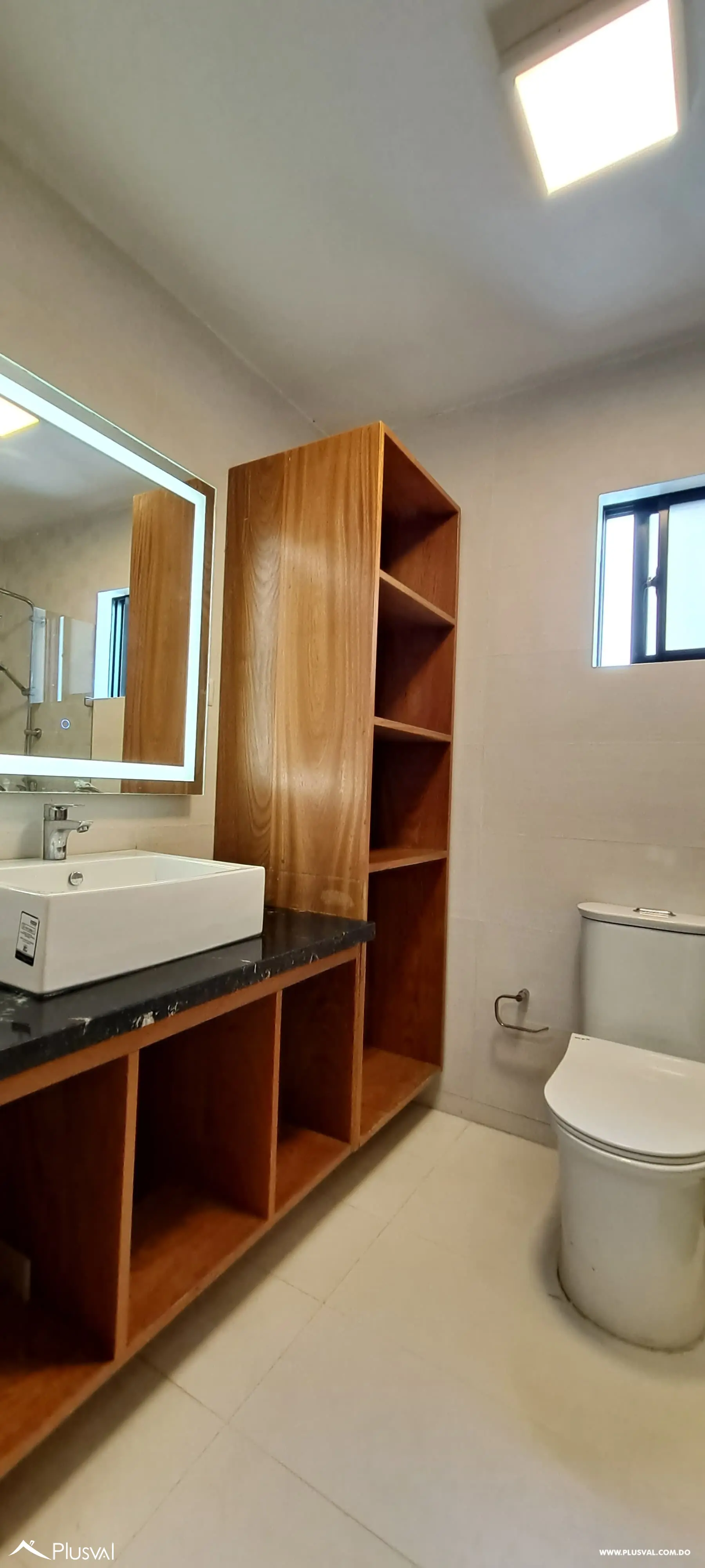 SE RENTA AMPLIO APARTAMENTO EN ZONA EXCLUSIVA DE SANTO DOMINGO 452268
