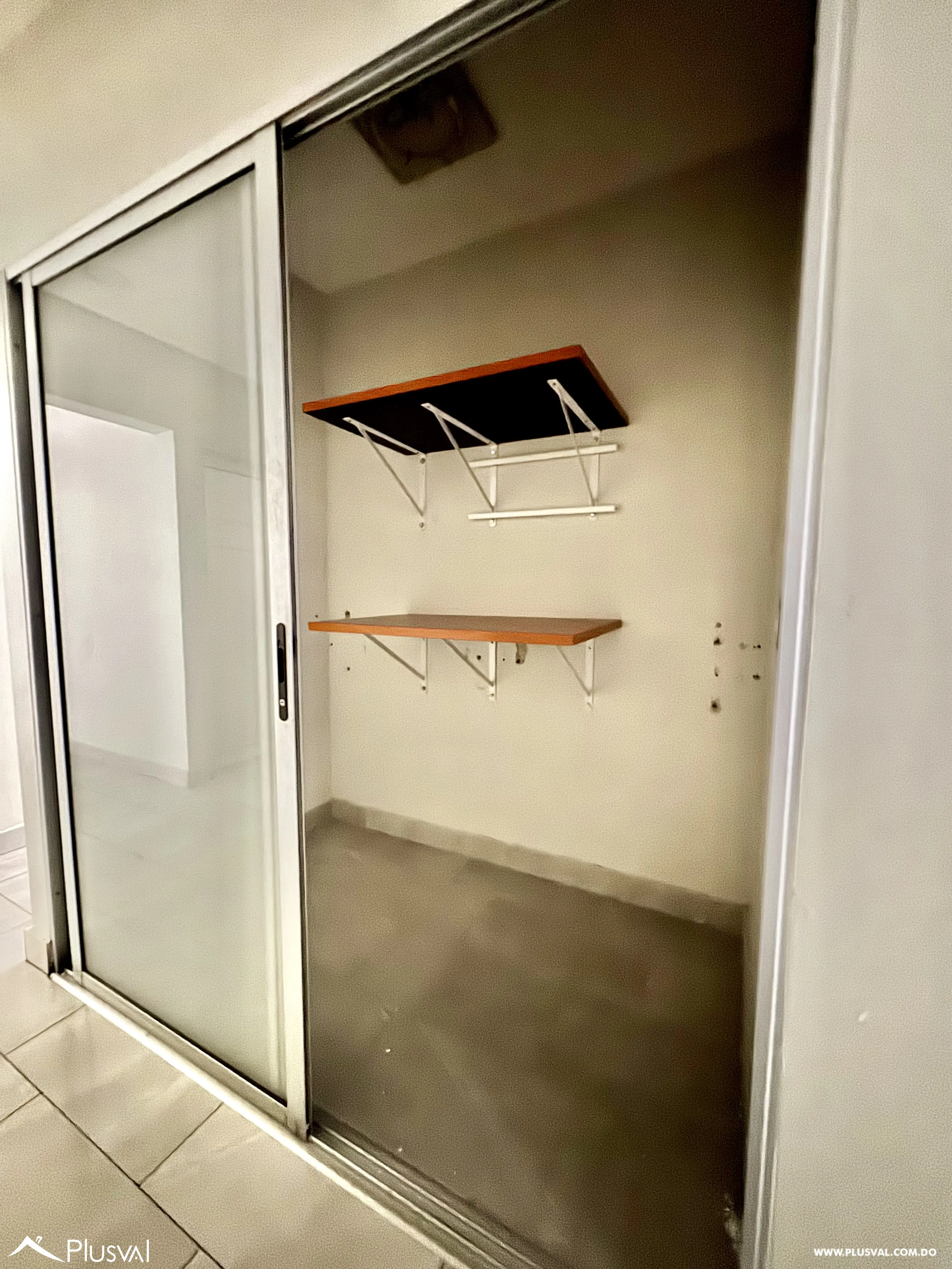 Alquilo Maravilloso Local Comercial en Esquina en Arroyo Hondo Viejo 512864