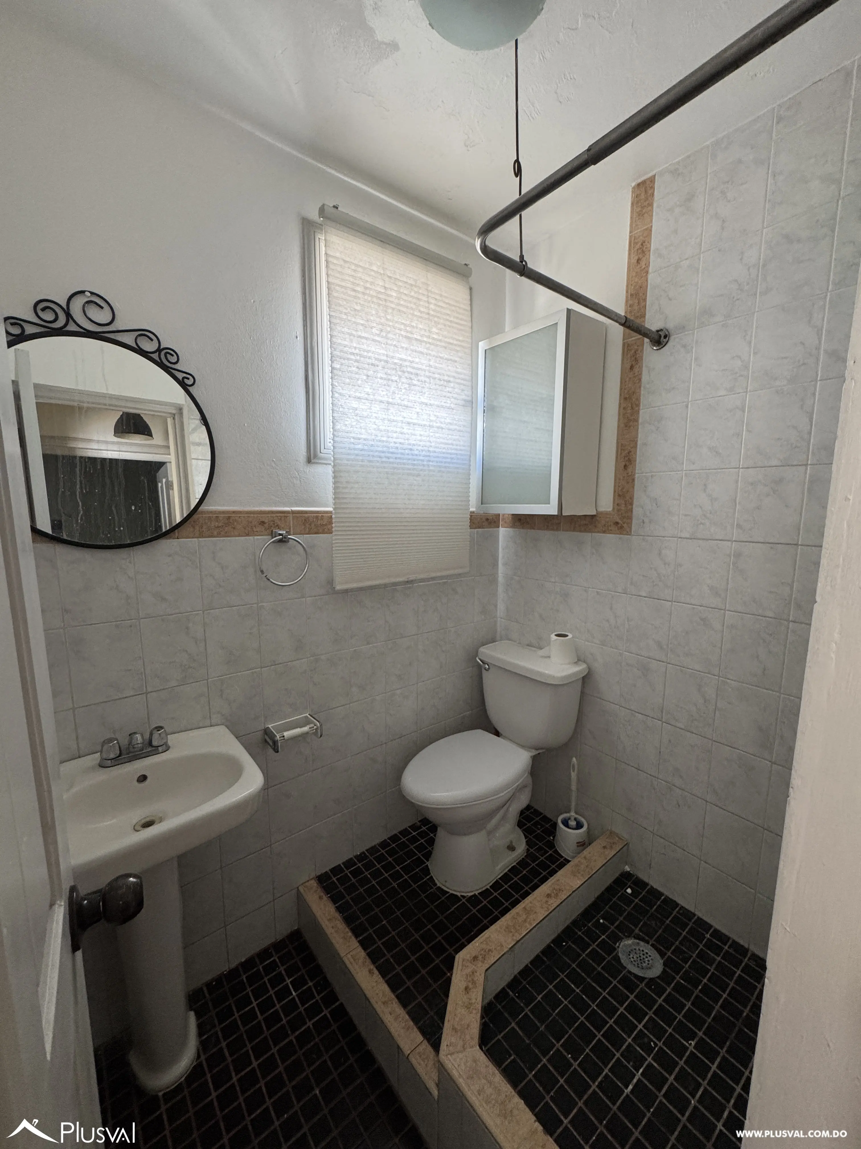 Apartamento en alquiler de 2 habitaciones en el Ensanche Quisqueya 457550