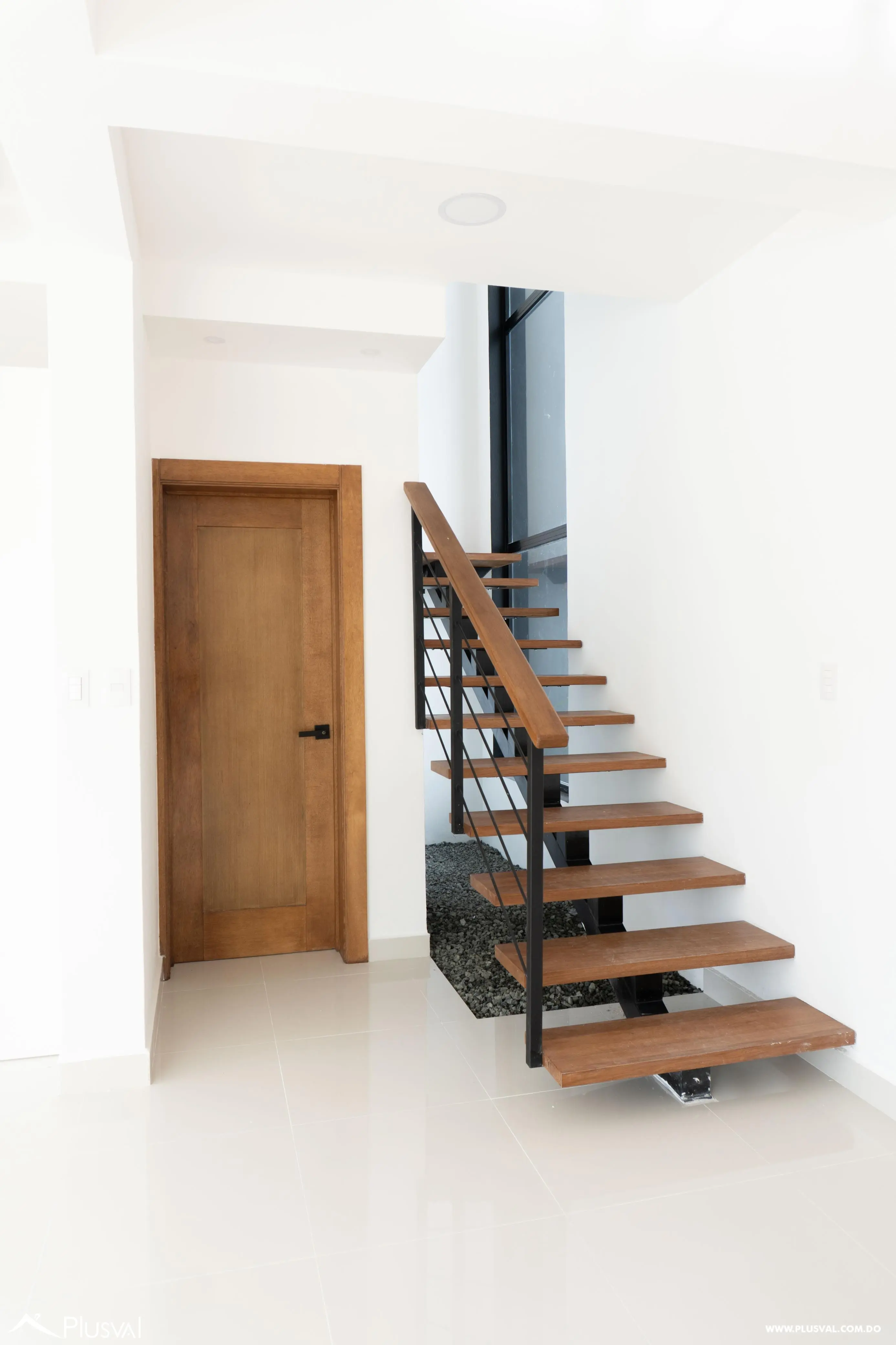 VILLA DE 3 HABITACIONES CON PATIO Y PISCINA EN EL DOWNTOWN PUNTA CANA. ACACIA 498584