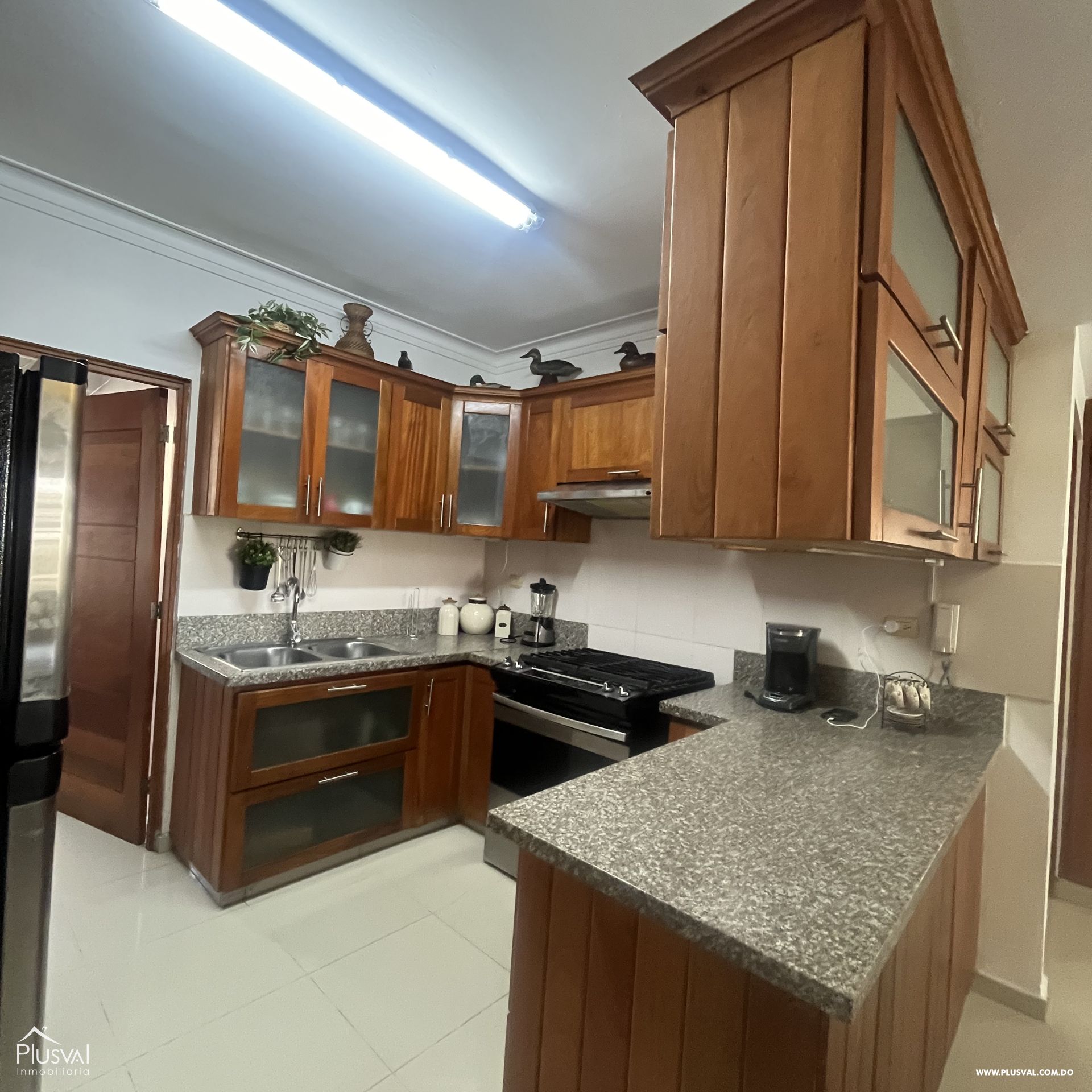 Apartamento clásico en alquiler amueblado en 2da con amplia terraza 388807