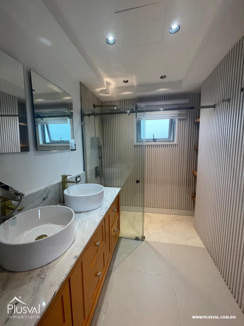 Penthouse de lujo en alquiler en Evaristo Morales 462017