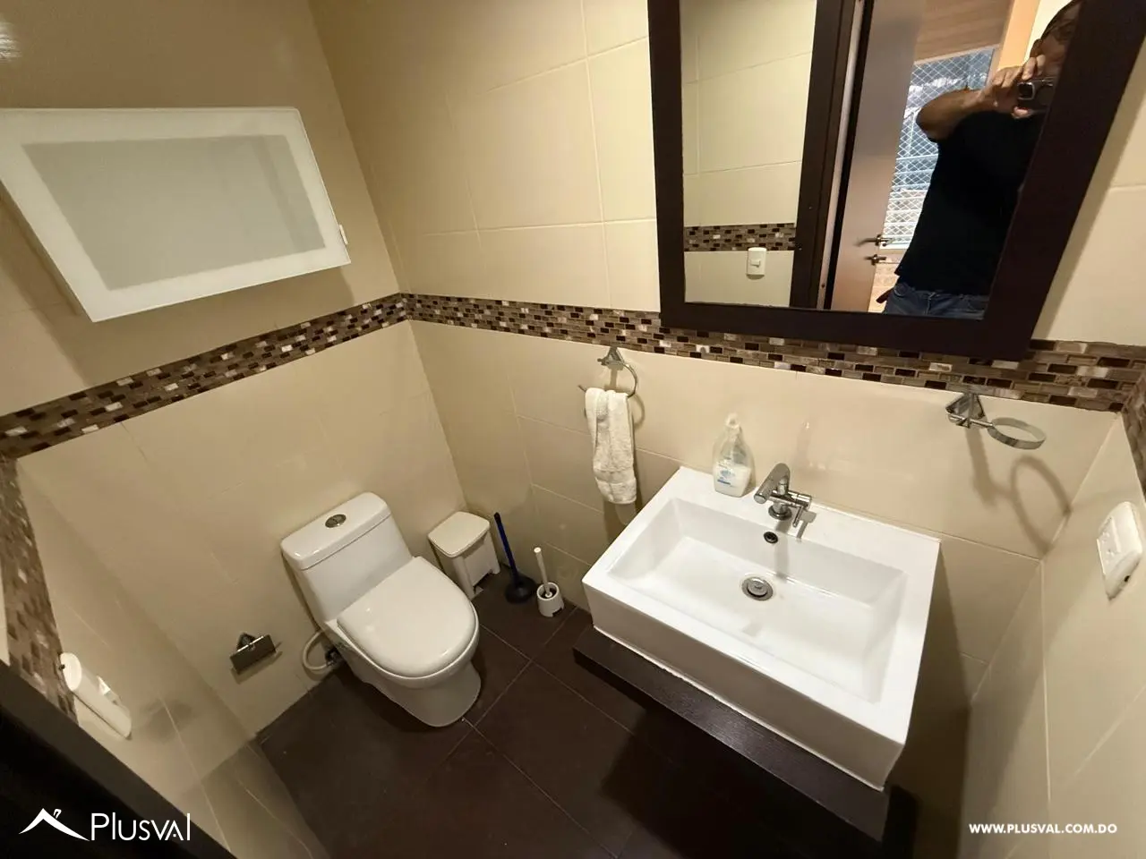 Amplio apartamento de 2 habitaciones en venta en la zona mas exclusiva de Naco 479383