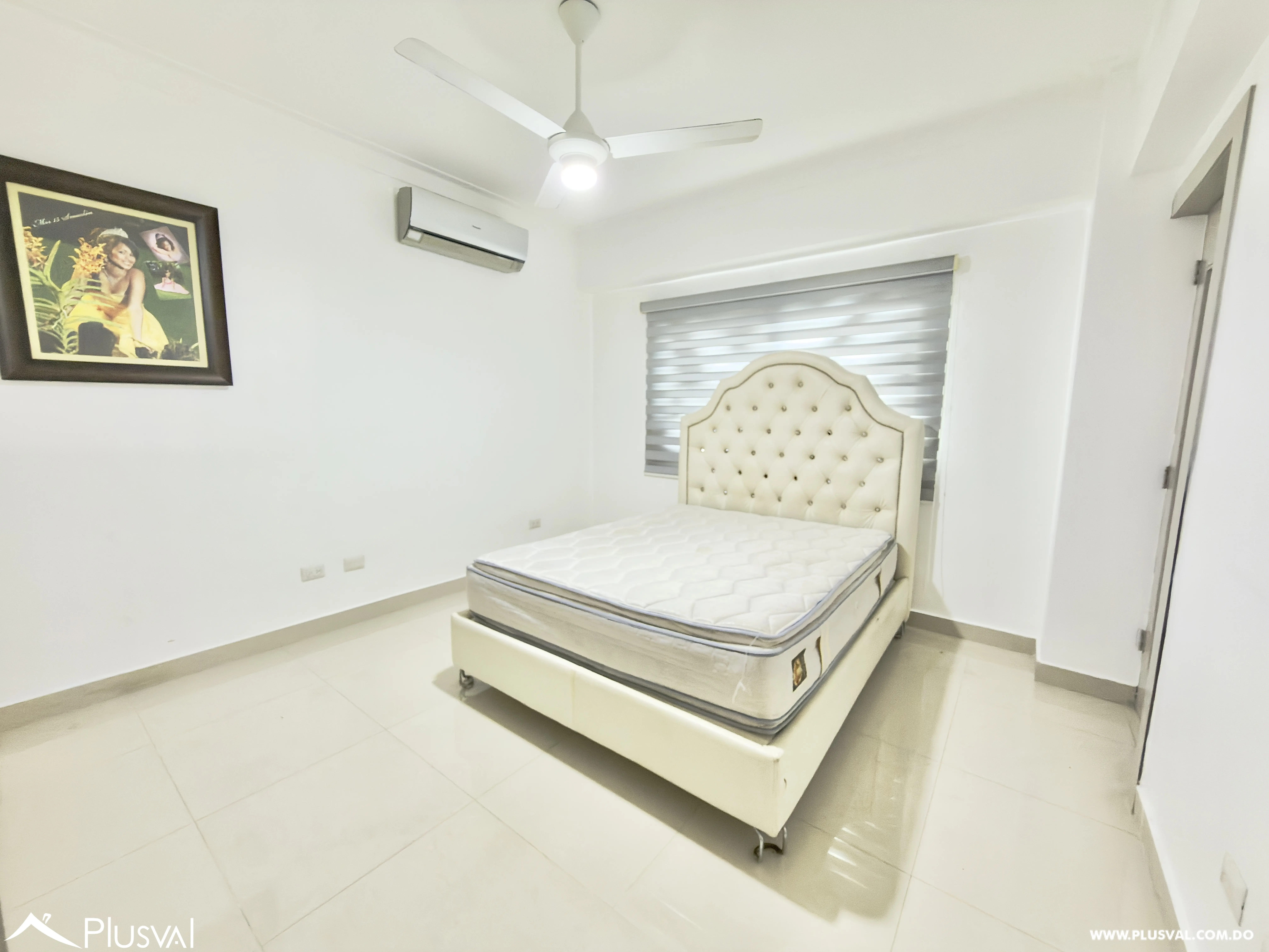 ALQUILER DE AMPLIO APARTAMENTO DE 3 HABITACIONES EN LOS CACICAZGOS CON LINEA BLANCA 523103