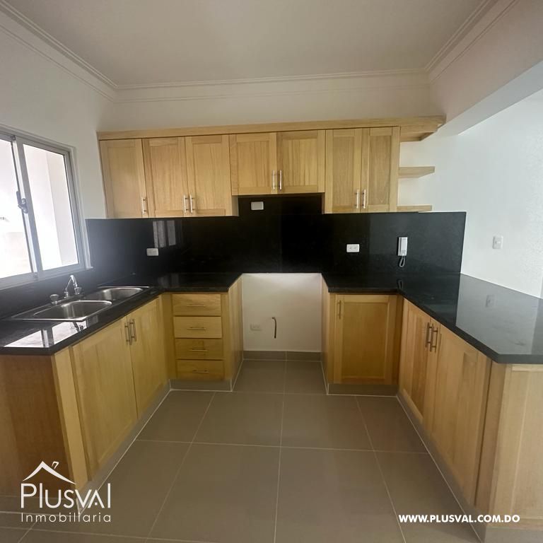 Proyecto con excelentes acabados y cómodos 140  metros de apartamento. 425478