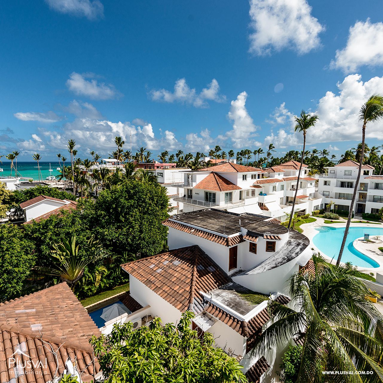 Penthouse de 3 pisos cerca de la playa en Los Corales, Punta Cana 436888