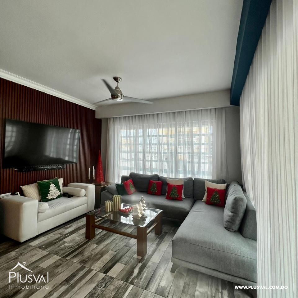 Amplio Apartamento de 3 habitaciones  en Venta en Evaristo Morales 332467