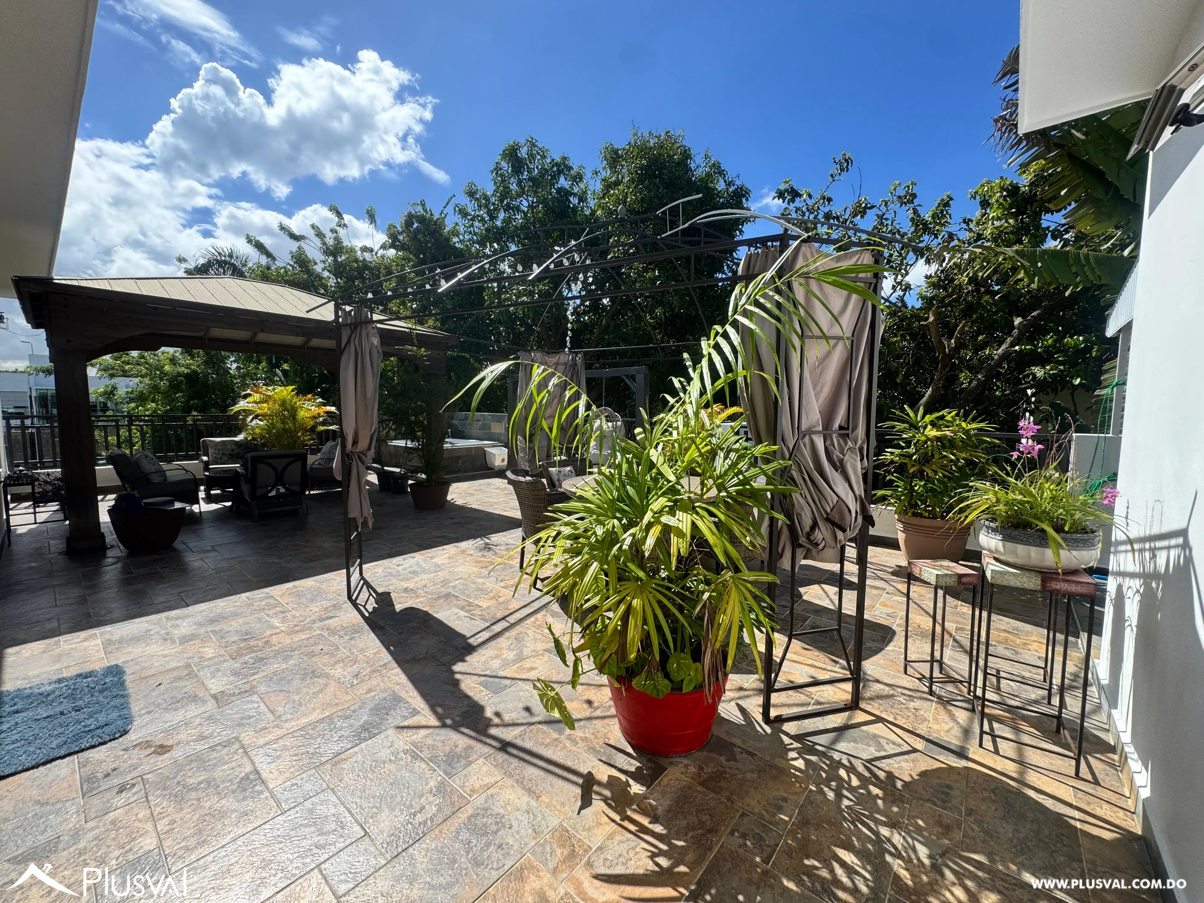 Casa en el Residencial Amanecer, Santiago 500710