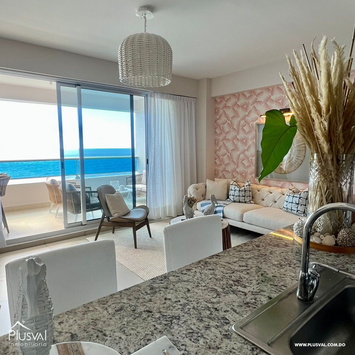 Apartamento Amueblado en Alquiler en primera línea de playa en Juan Dolio 323007