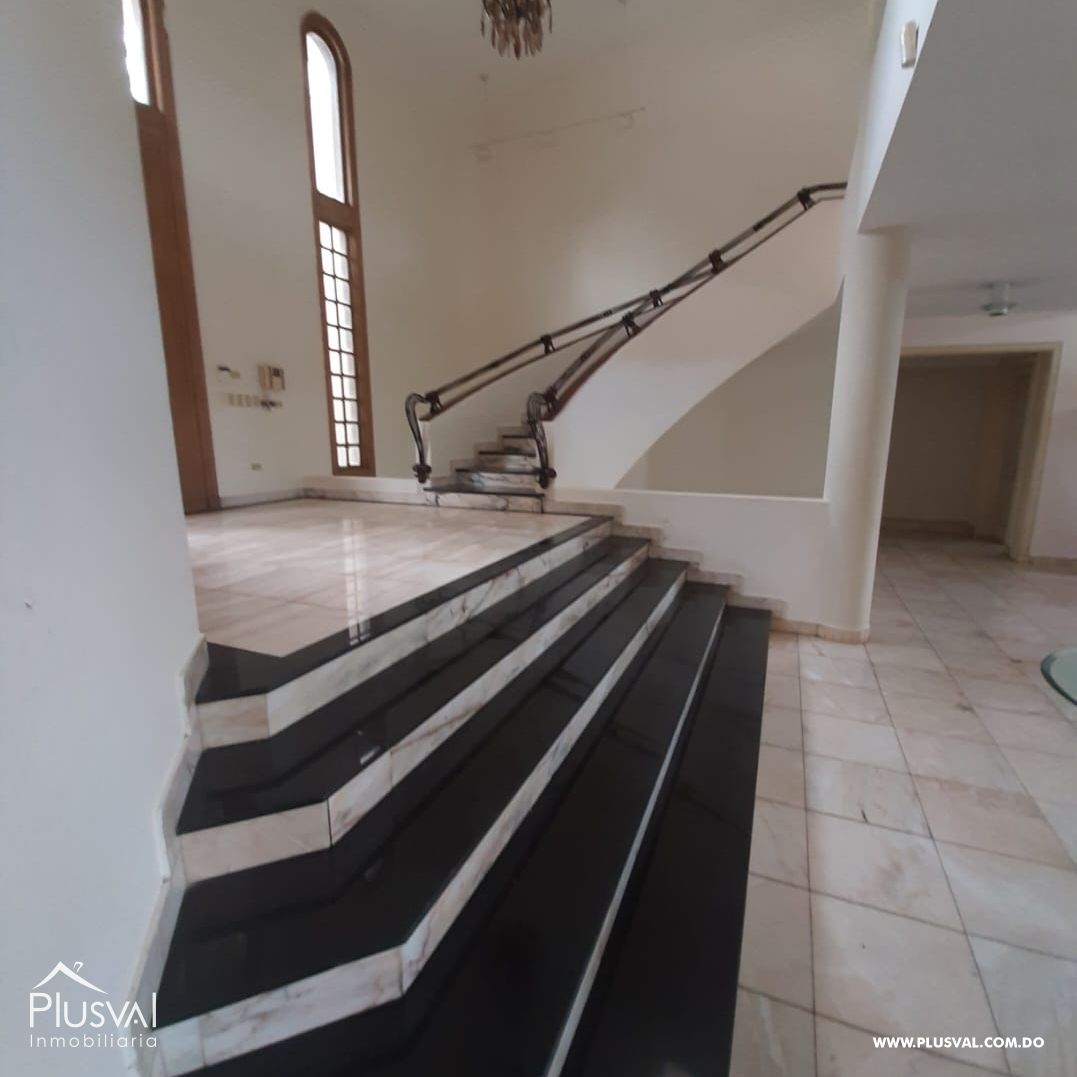 Casa con gran terreno en venta en Cuesta Hermosa I 379094