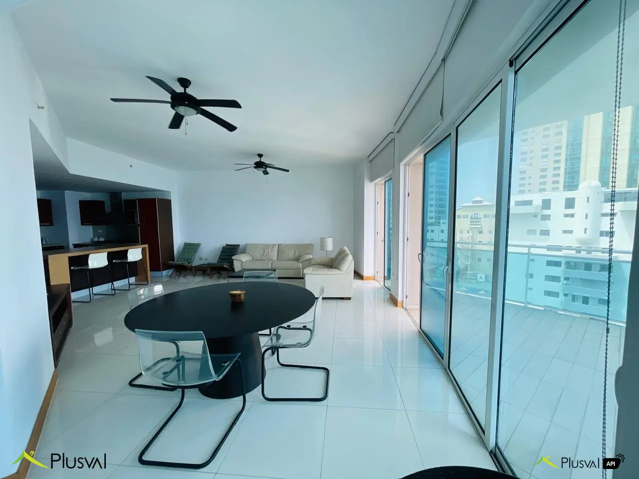 Apartamento amueblado con vista despejada al mar 449561