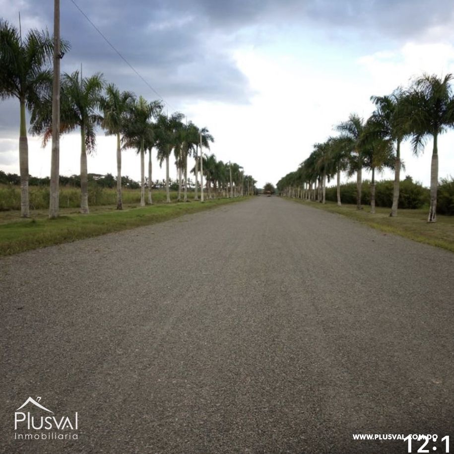 Solar en venta en el proyecto Lagos de Reyes con excelentes amenidades. 389226