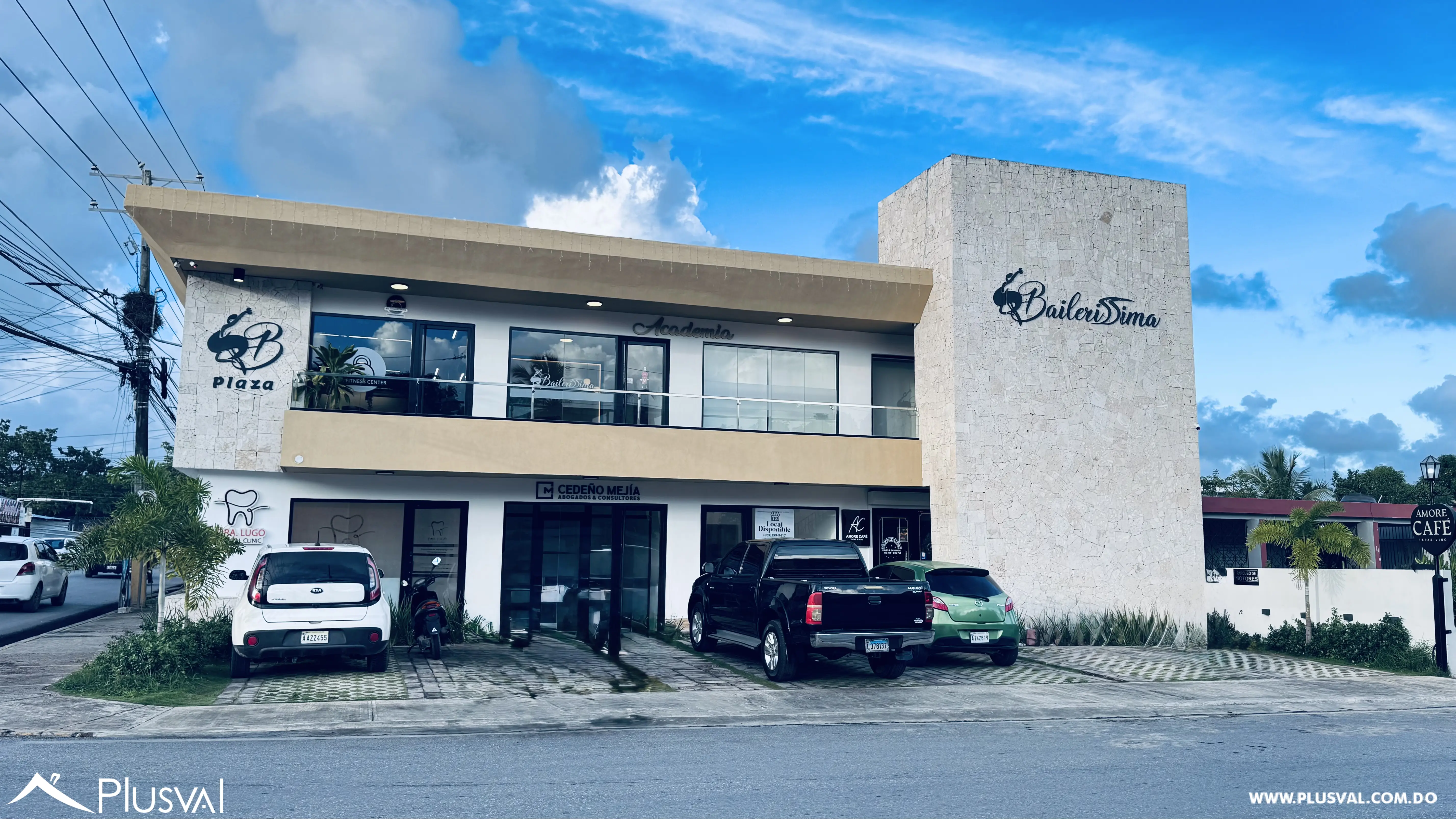 Amplio local comercial 474856