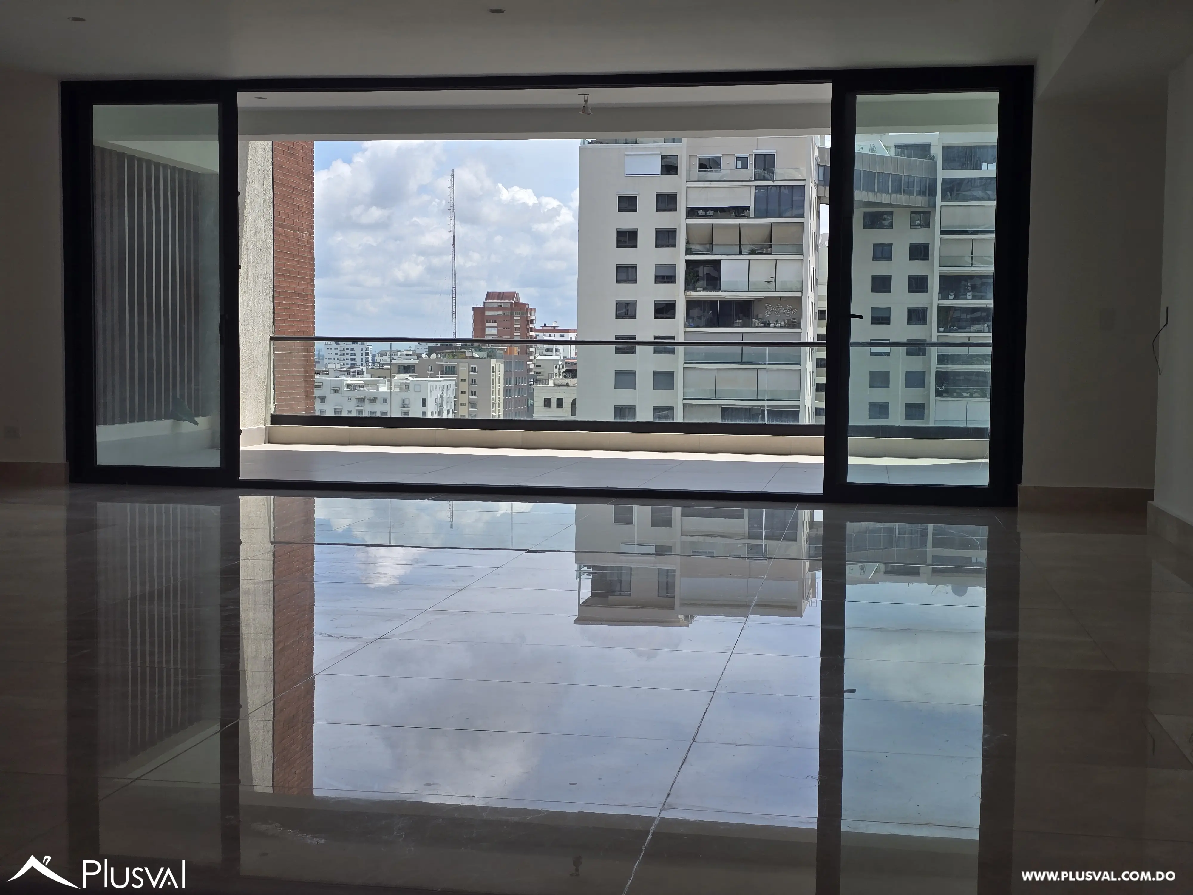 Apartamento de Lujo en Piantini 512057