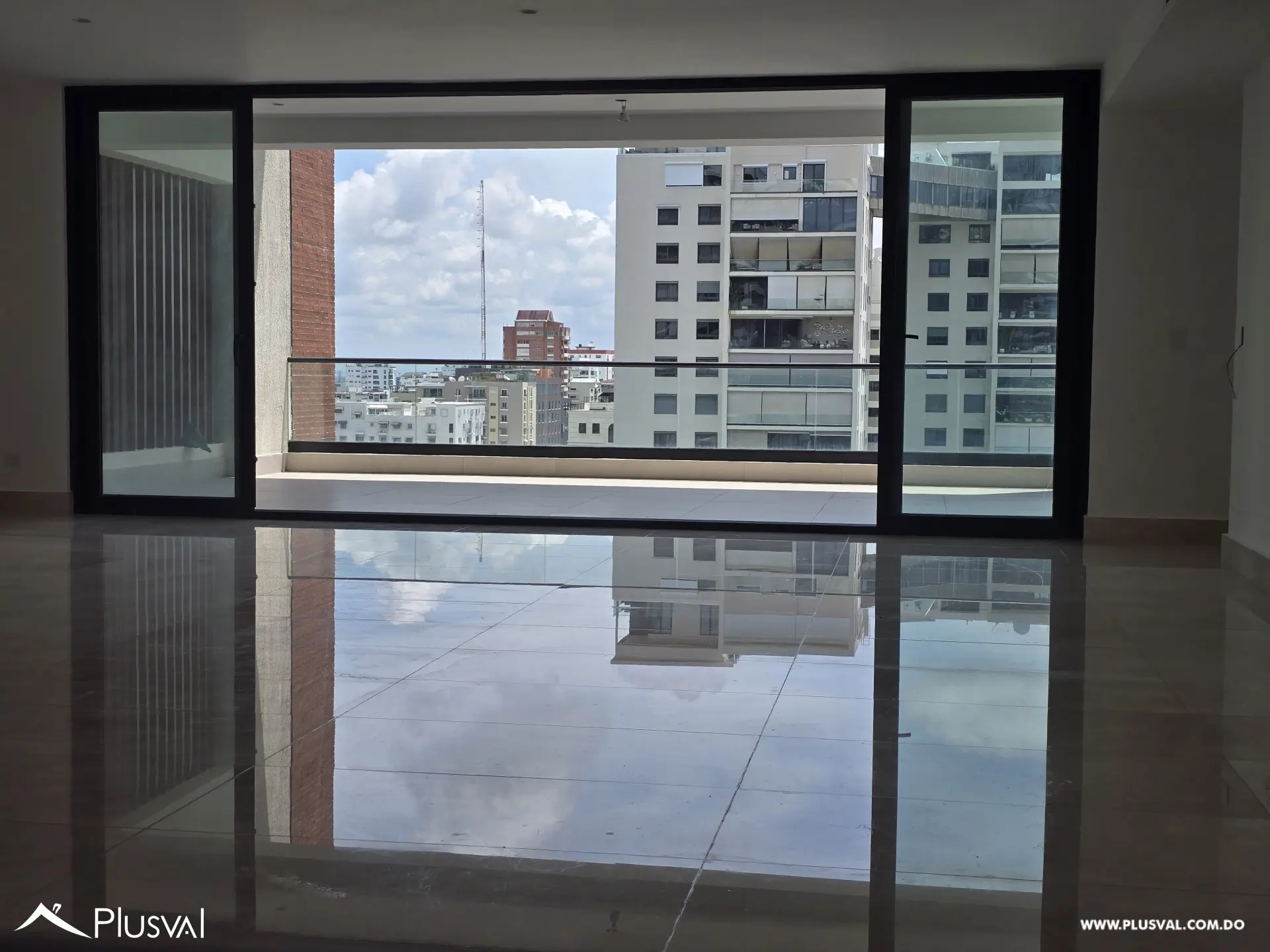 Apartamento de Lujo en Piantini 512057