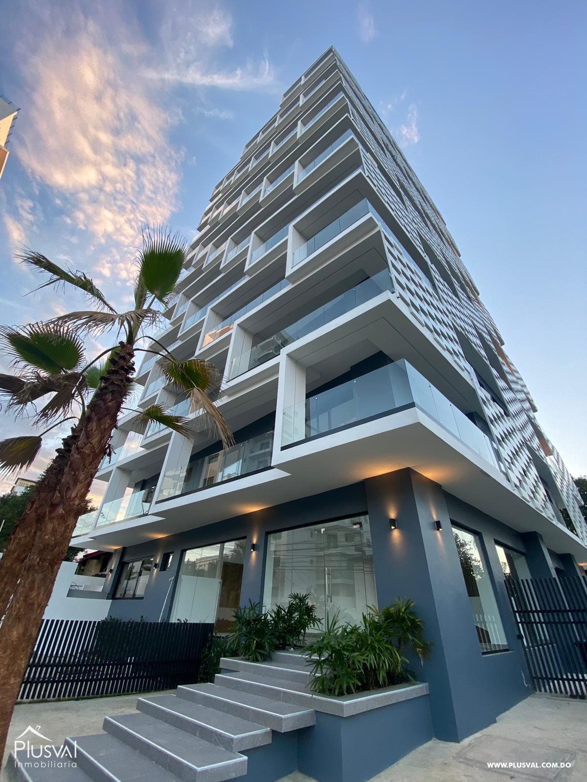Apartamento amueblado en venta en La Esmeralda 463325