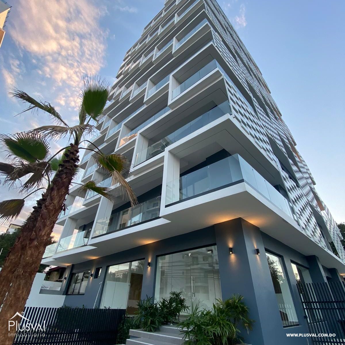 Apartamento amueblado ubicado en una torre moderna en el corazón de la ciudad, La Esmeralda. 463325