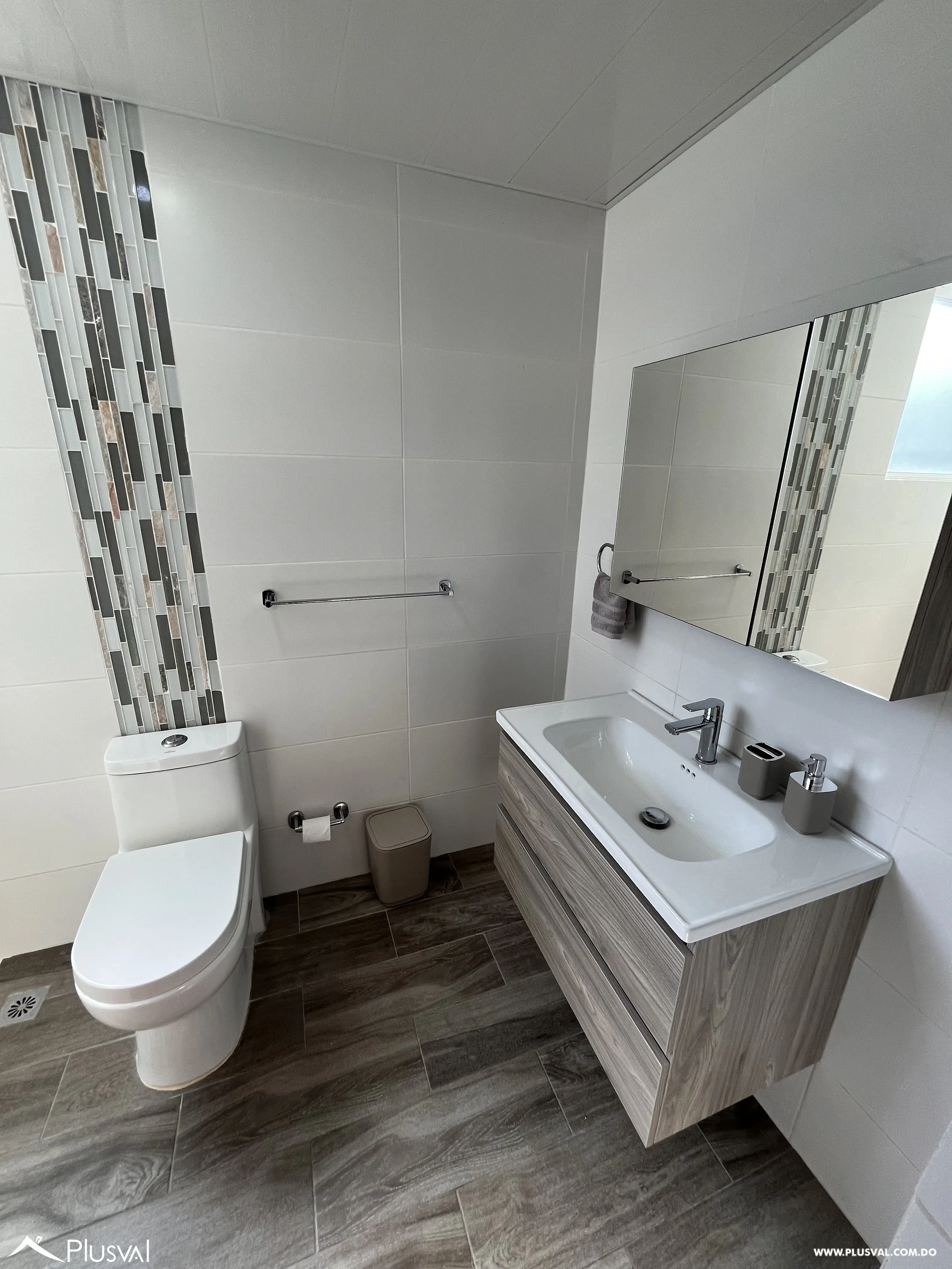 Apartamento en alquiler amueblado en Evaristo Morales 490249