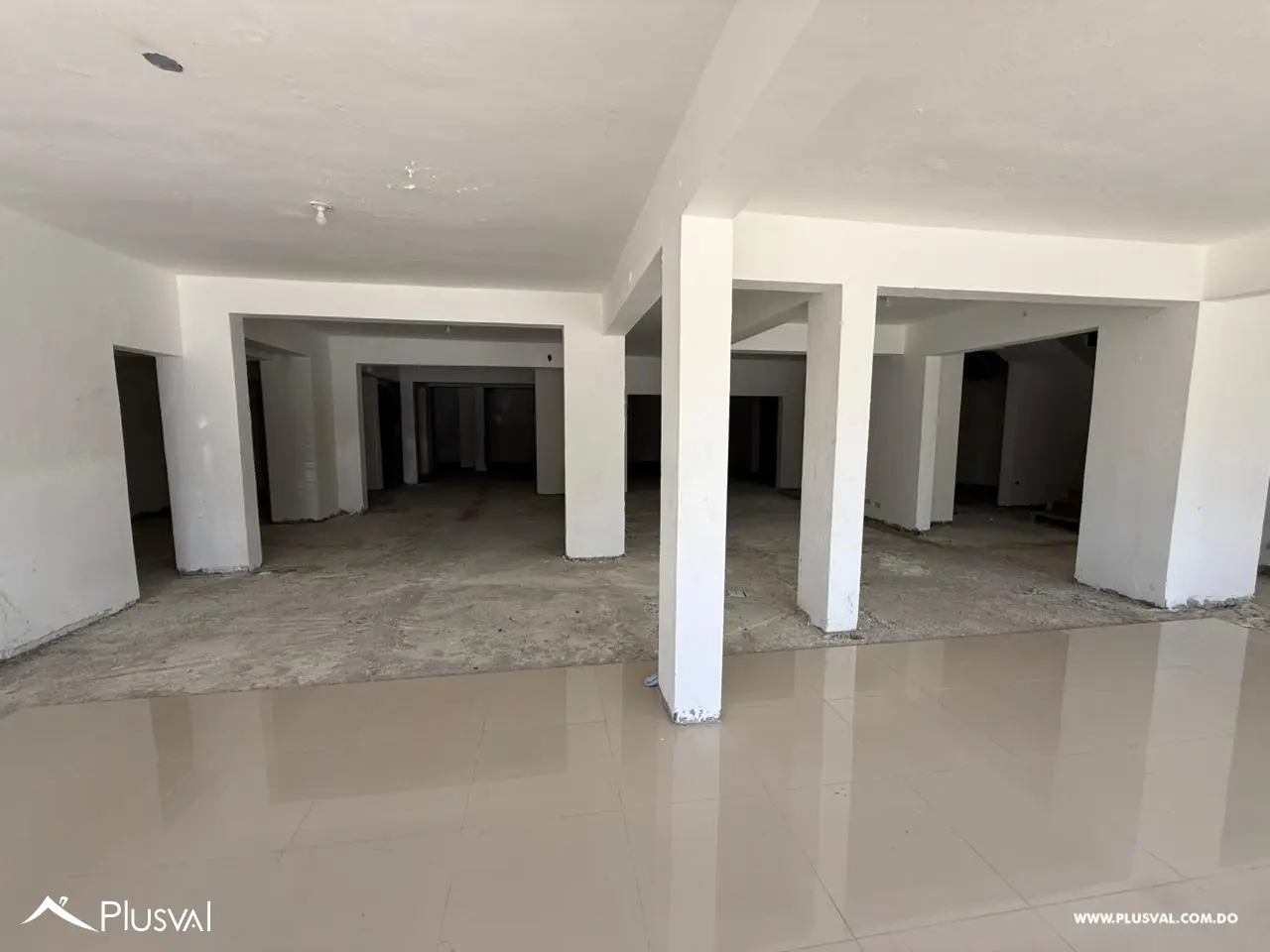 Alquiler Local comercial en Los Prados 498857