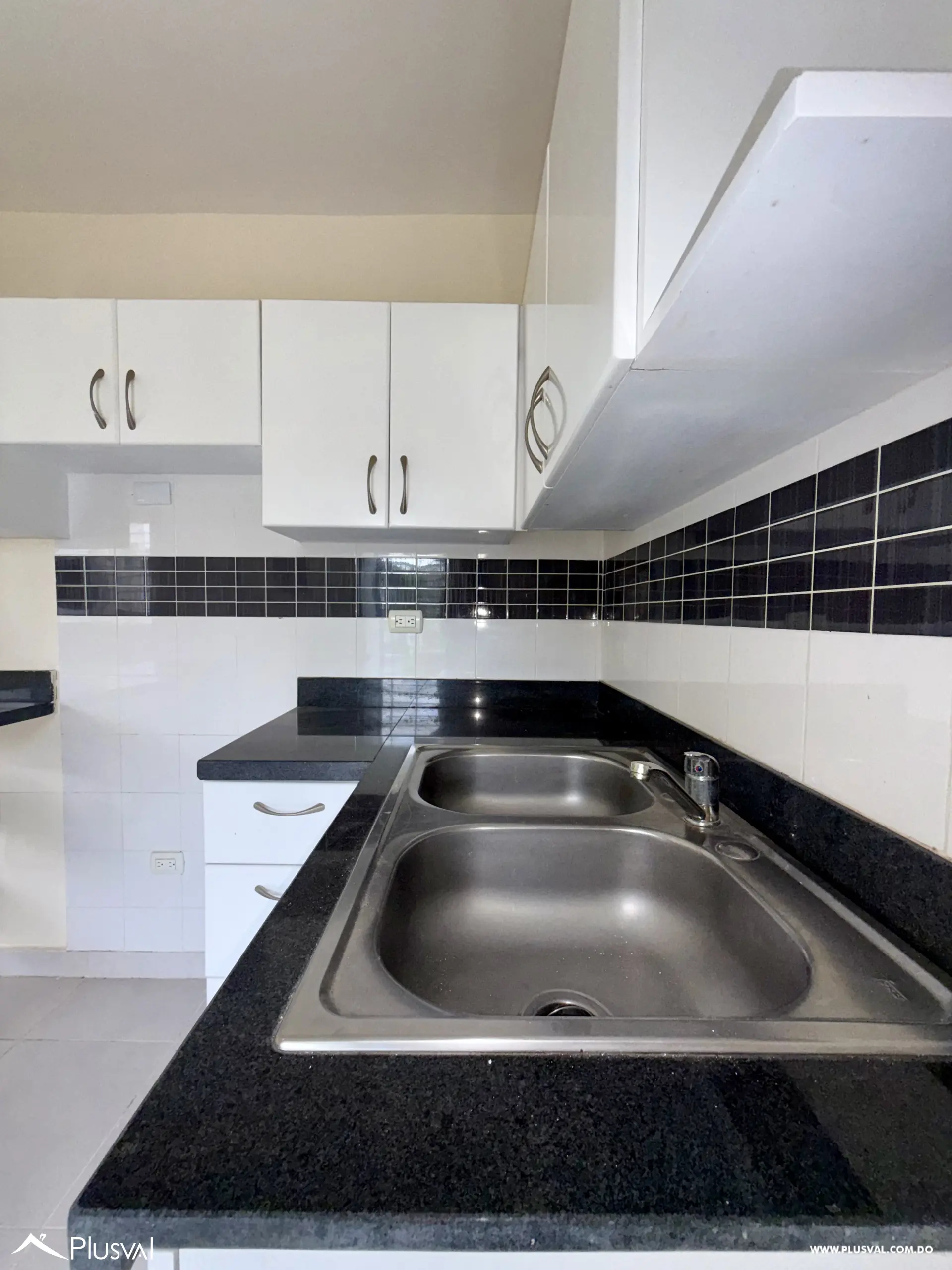 Apartamento en venta en Las Charcas, Santiago | 3 habitaciones y 95.02 m² 510057