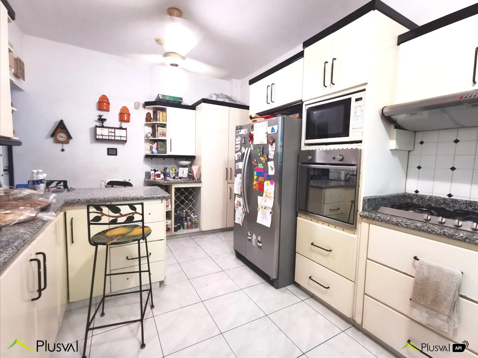 Se vende amplia casa en Altos de Arroyo Hondo II con patio 450315