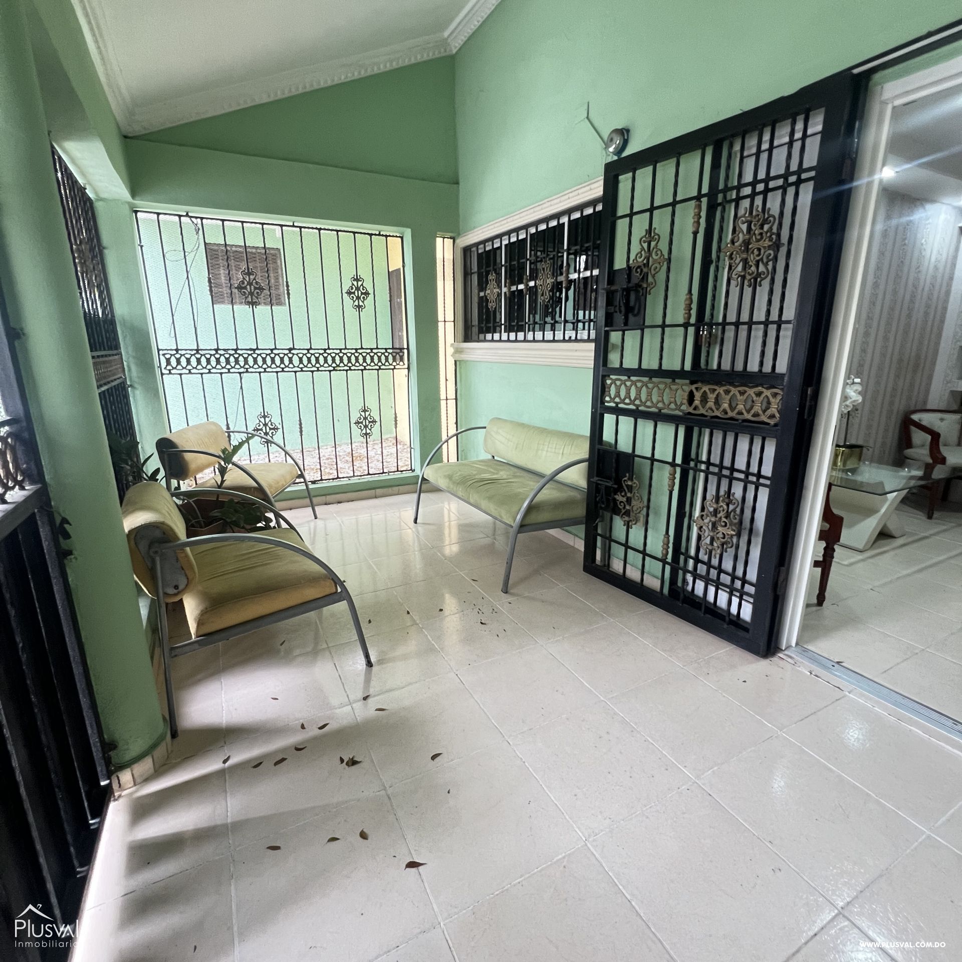 Local comercial en venta a pasos de la Av. Venezuela 352322