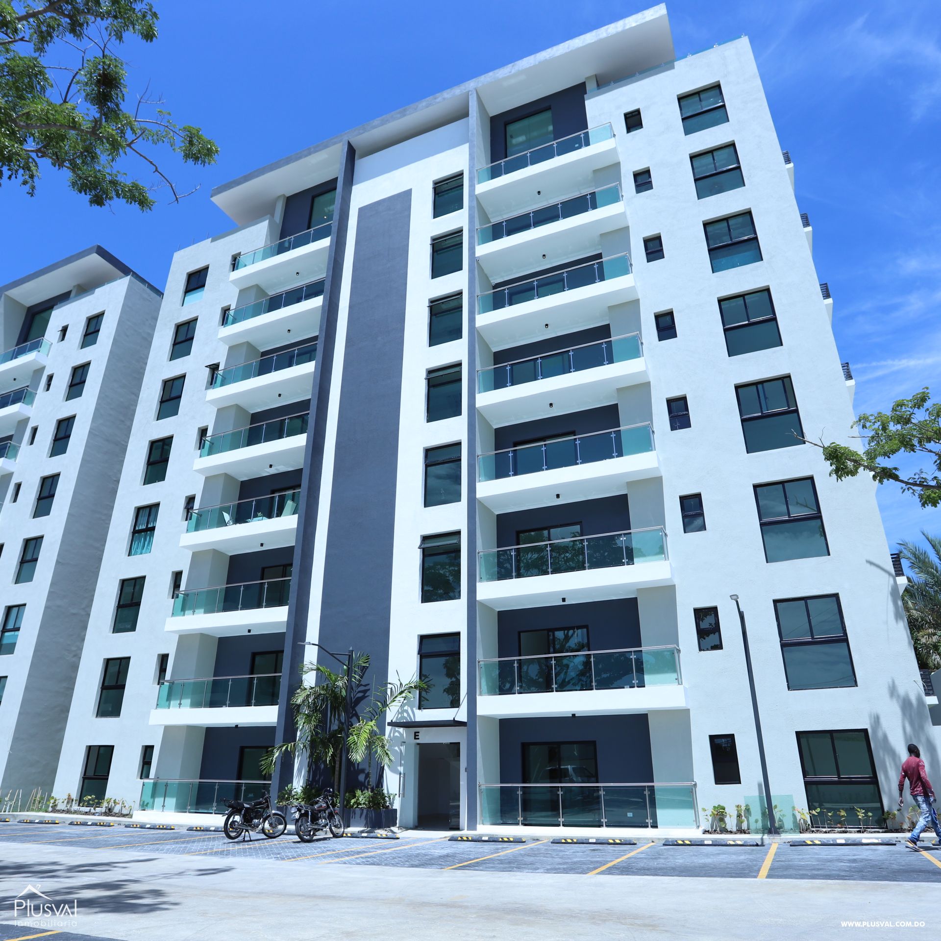 Apartamento en renta de 3 habitaciones ubicado en un piso 7 424898