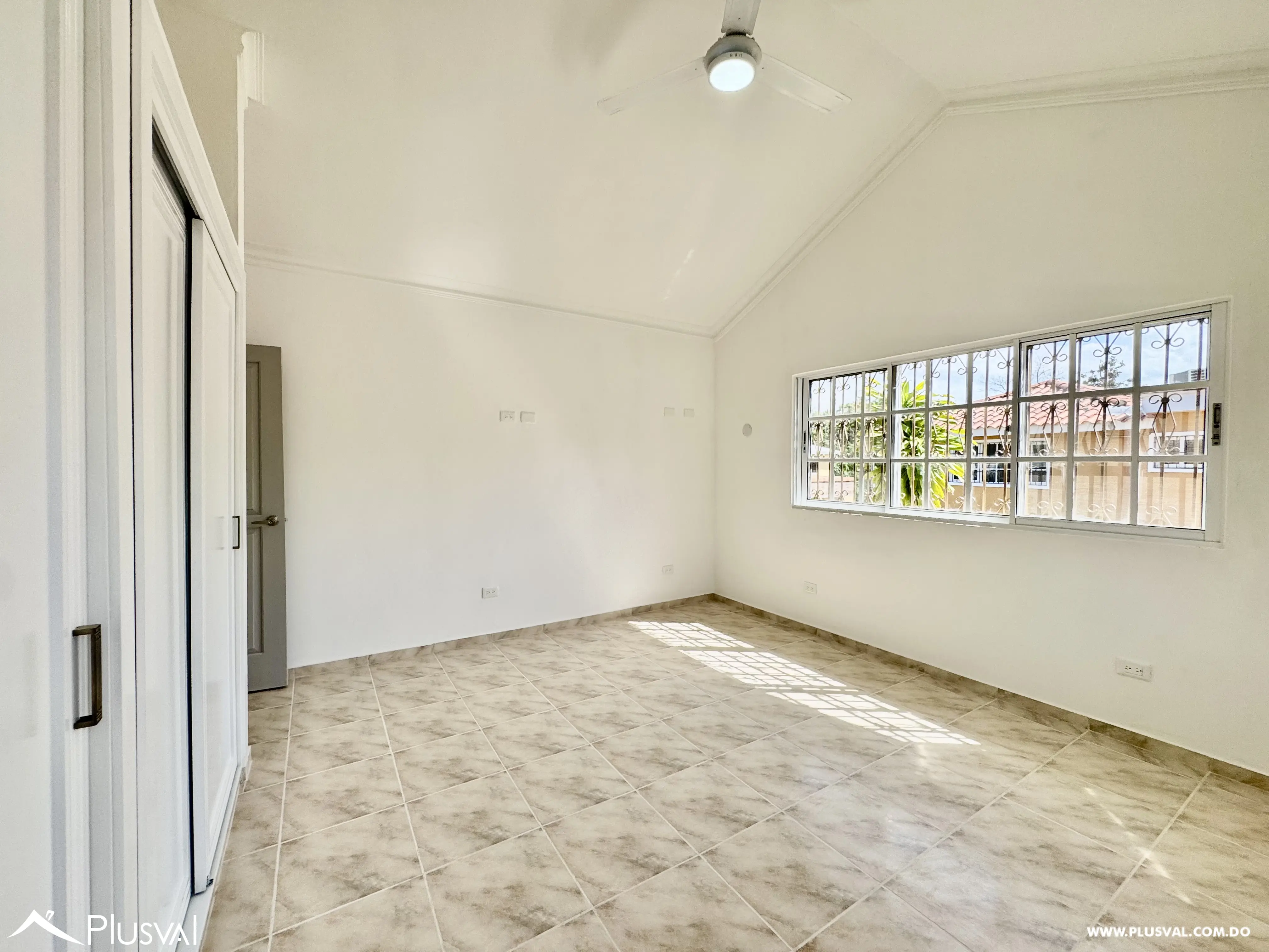 Alquilo Maravillosa Casa en Residencial Cerrado en Cuesta Hermosa II 486408