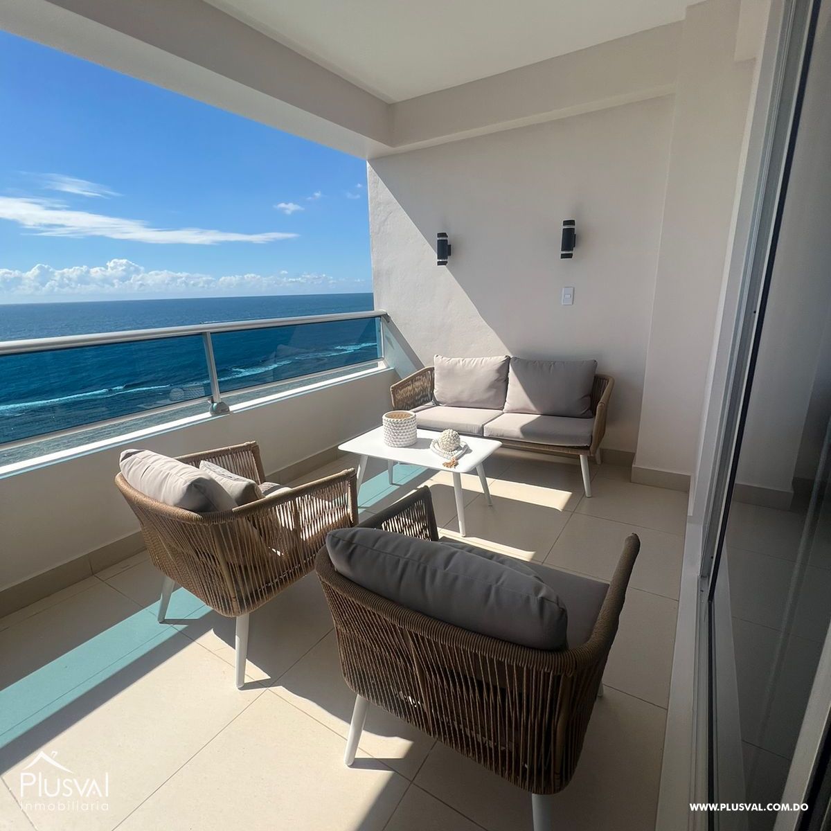 Apartamento Amueblado en Alquiler en primera línea de playa en Juan Dolio 322993