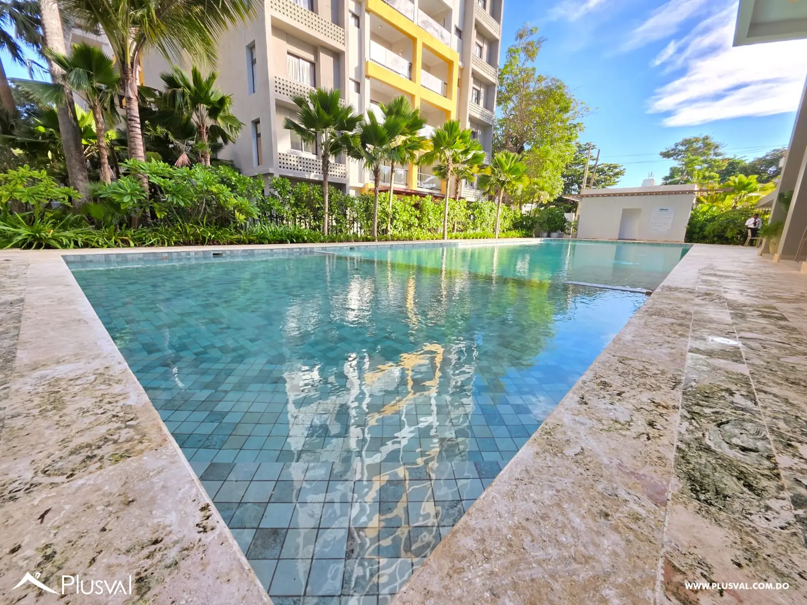 Apartamento en alquiler en el residencial murales con vista al mar 481238