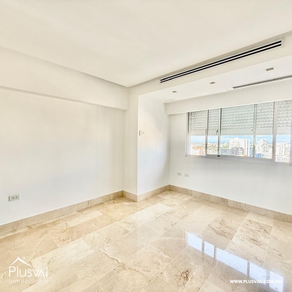 Exclusivo PentHouse  de 3 niveles en el Corazón de Piantini 394143