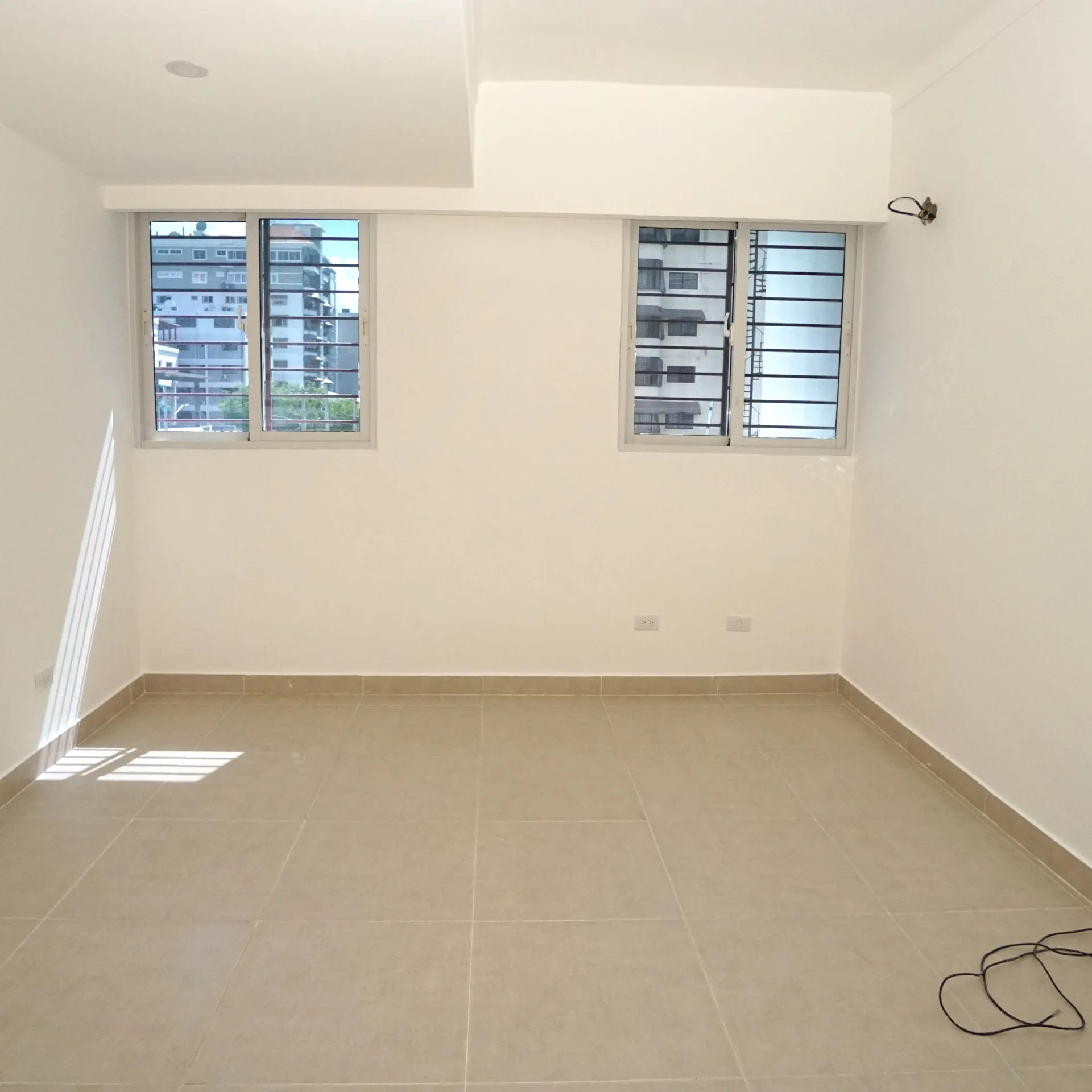 Apartamento en Alquiler, Evaristo Morales 438219