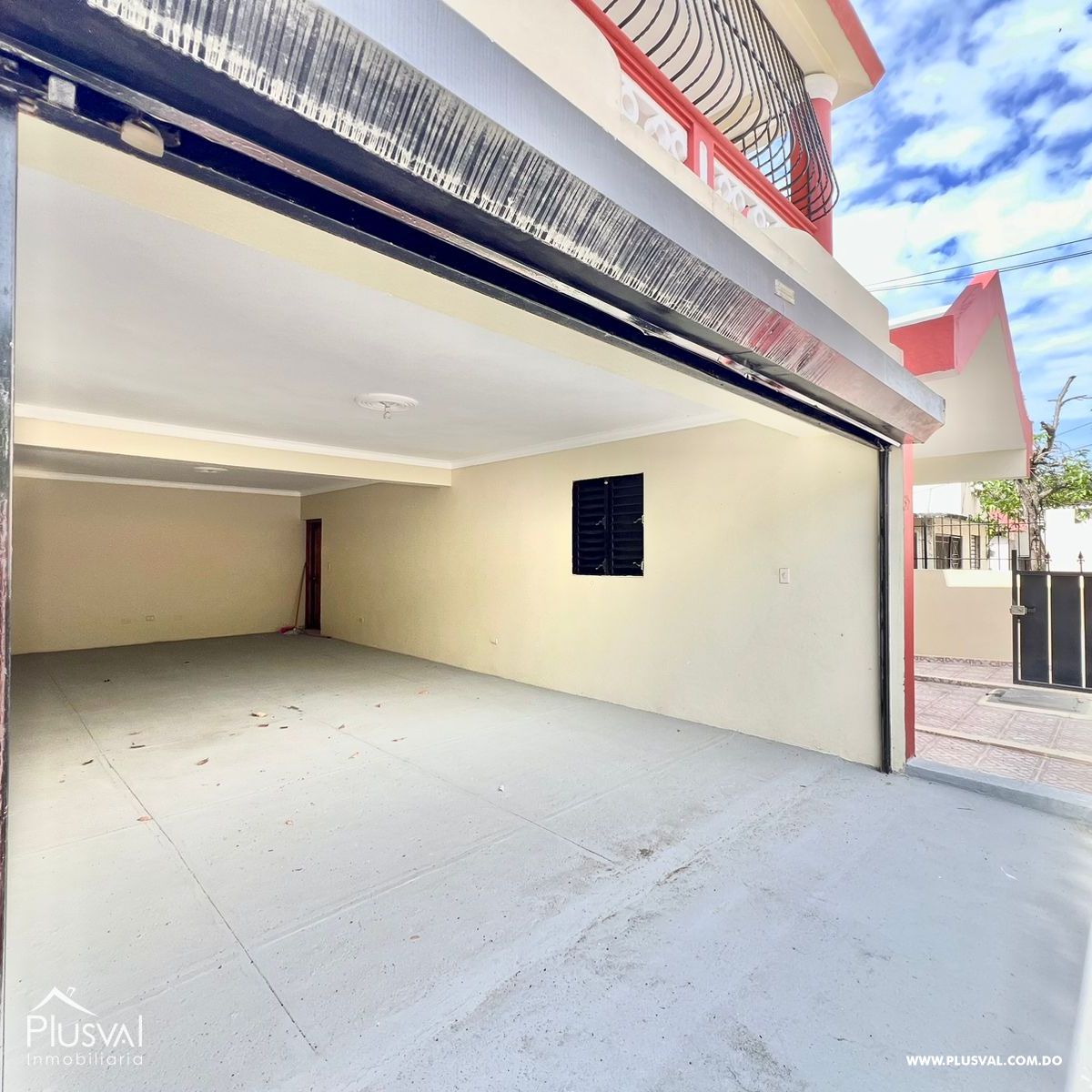 Casa de 2 niveles en Venta en lugar Céntrico 345227