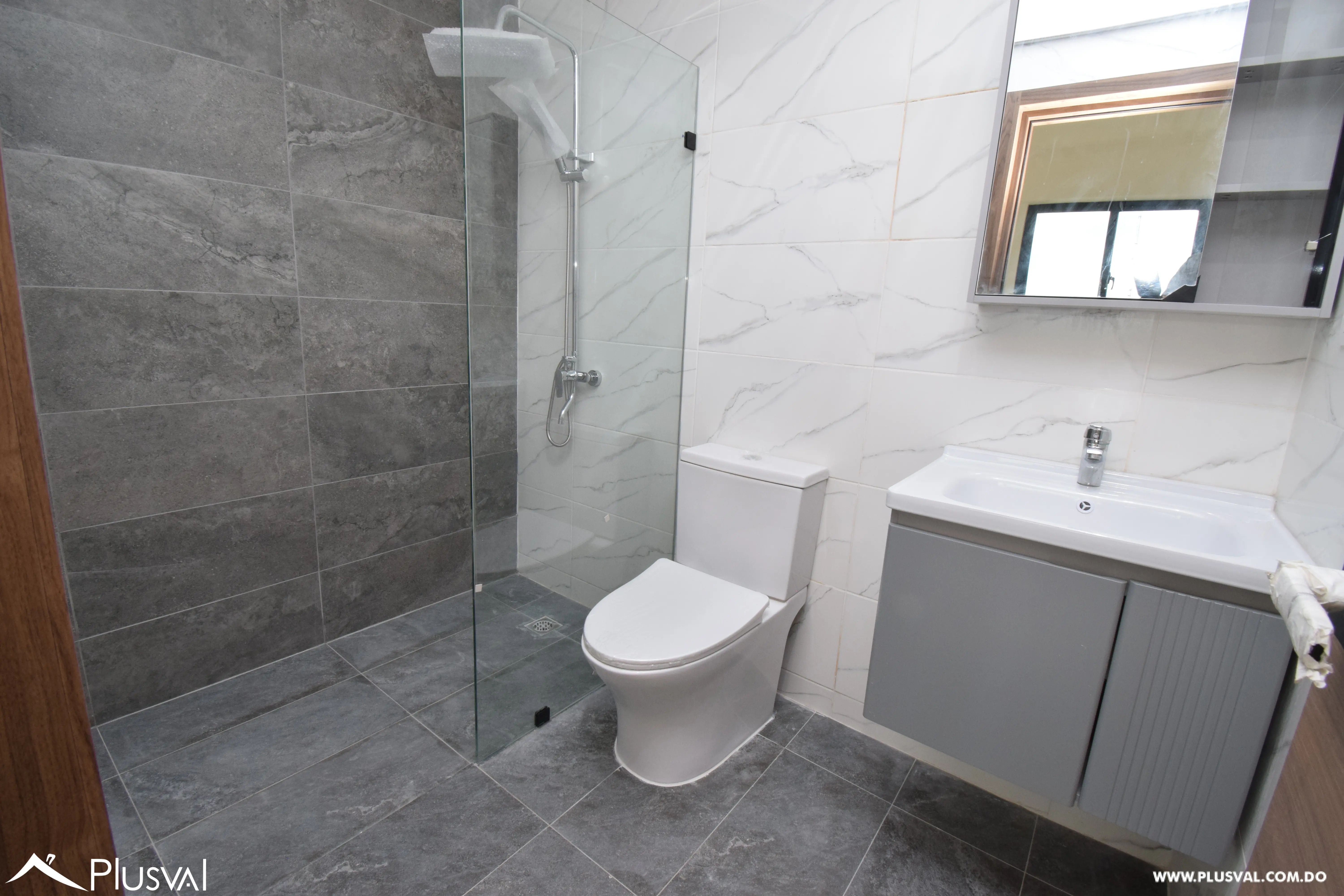 Apartamento en venta en el Evaristo Morales en espera a estrenar por ti. 472119