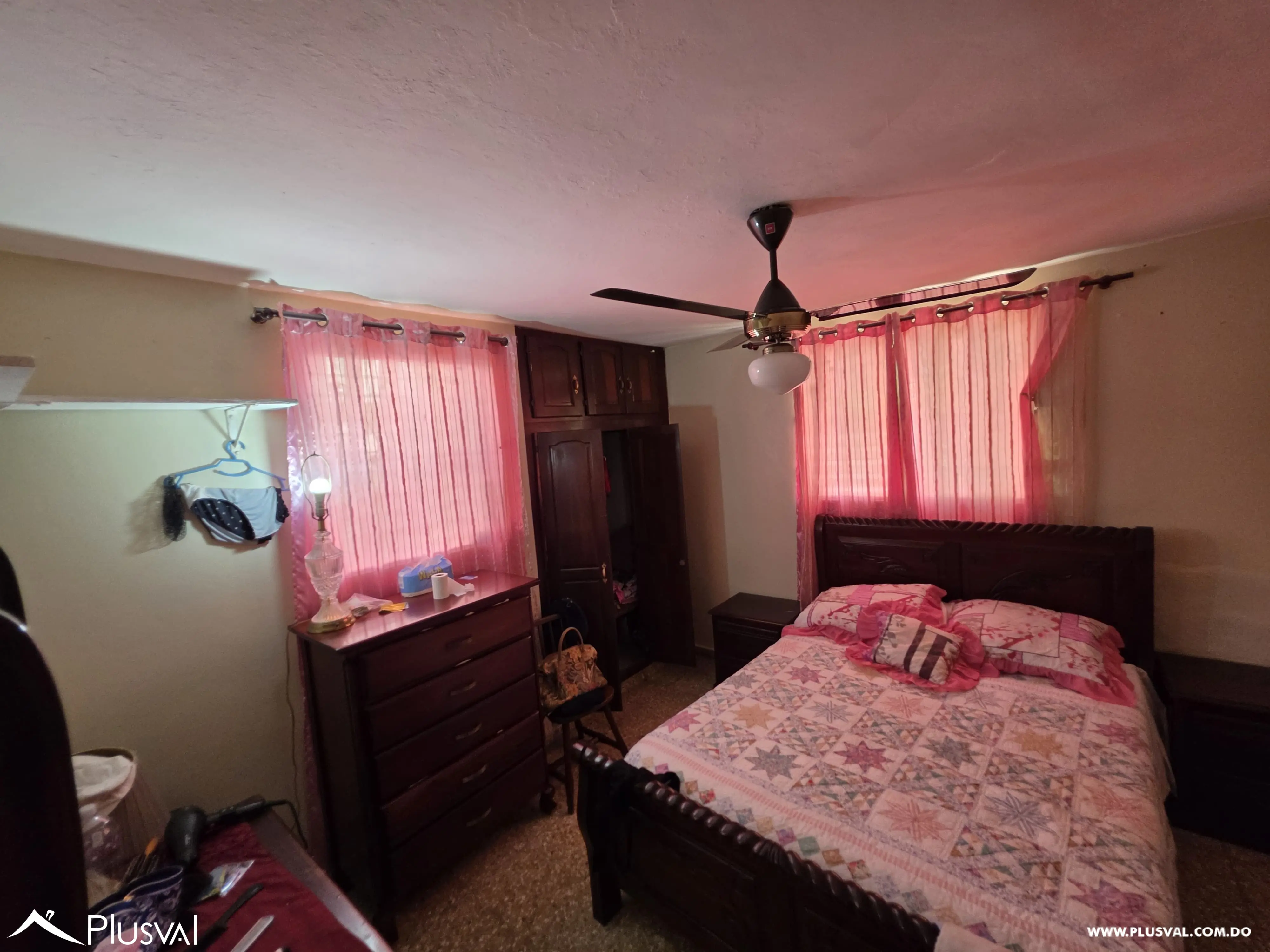 Casa en Venta con Gran Potencial Comercial Próxima a Sabana Larga en Ensanche Ozama 499351