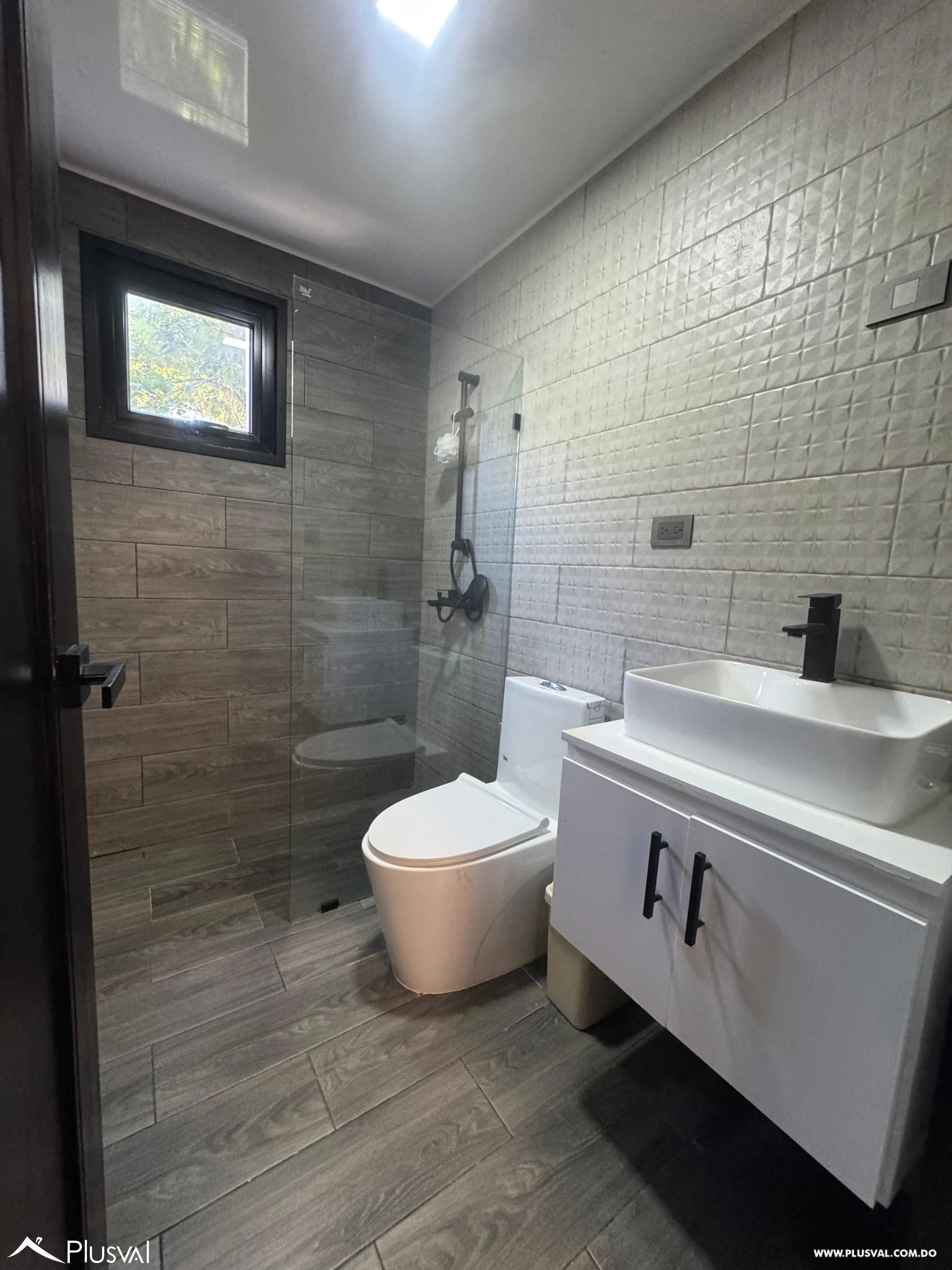 Apartamento C-301 en Venta próximo a la Ave. Hispanoamericana 472254