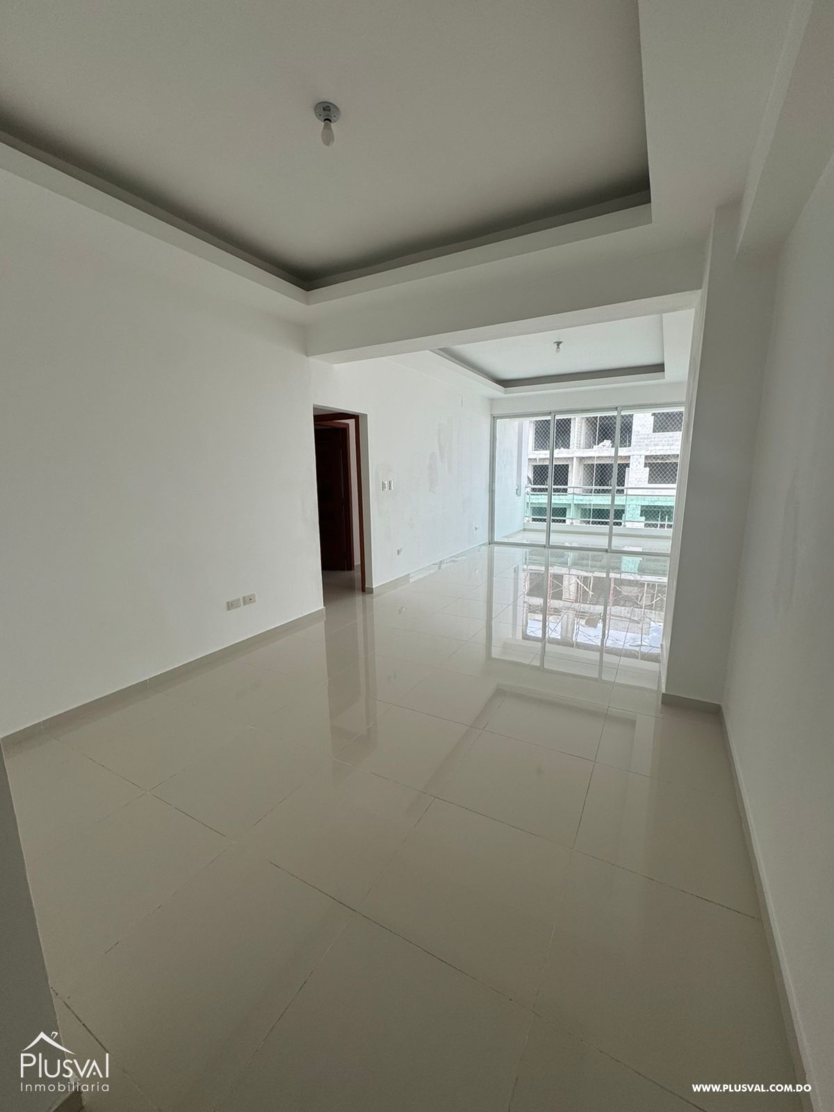 Apartamento de 2 habitaciones en alquiler en Evaristo Morales 321901