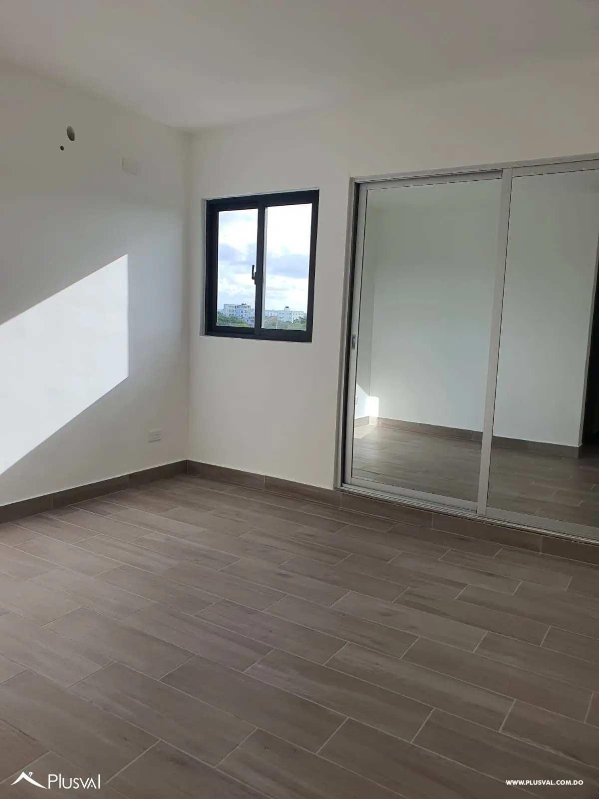 Apartamento en 4to Nivel con Casa Club en Jardines III - Bávaro 487585