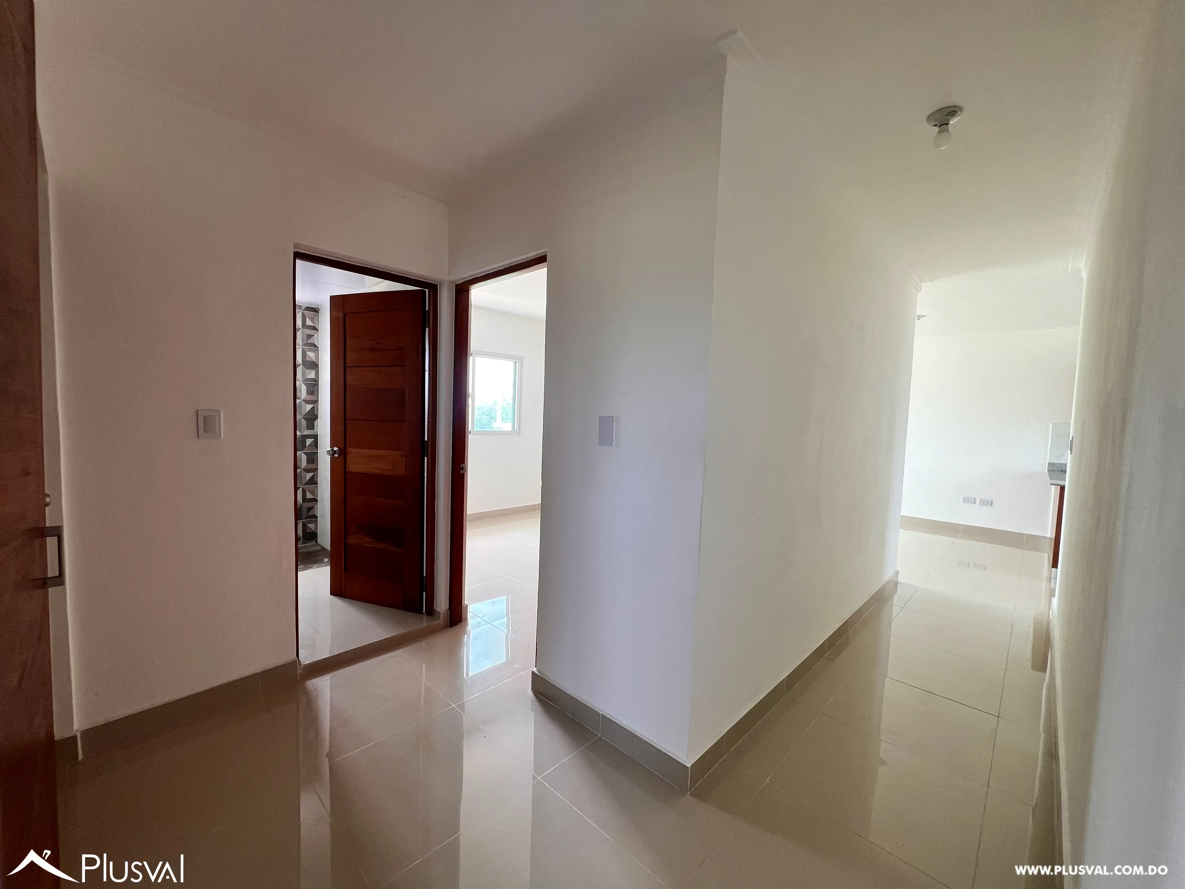 Apartamento en venta en Santo Domingo Este, listo para estrenar. 526900