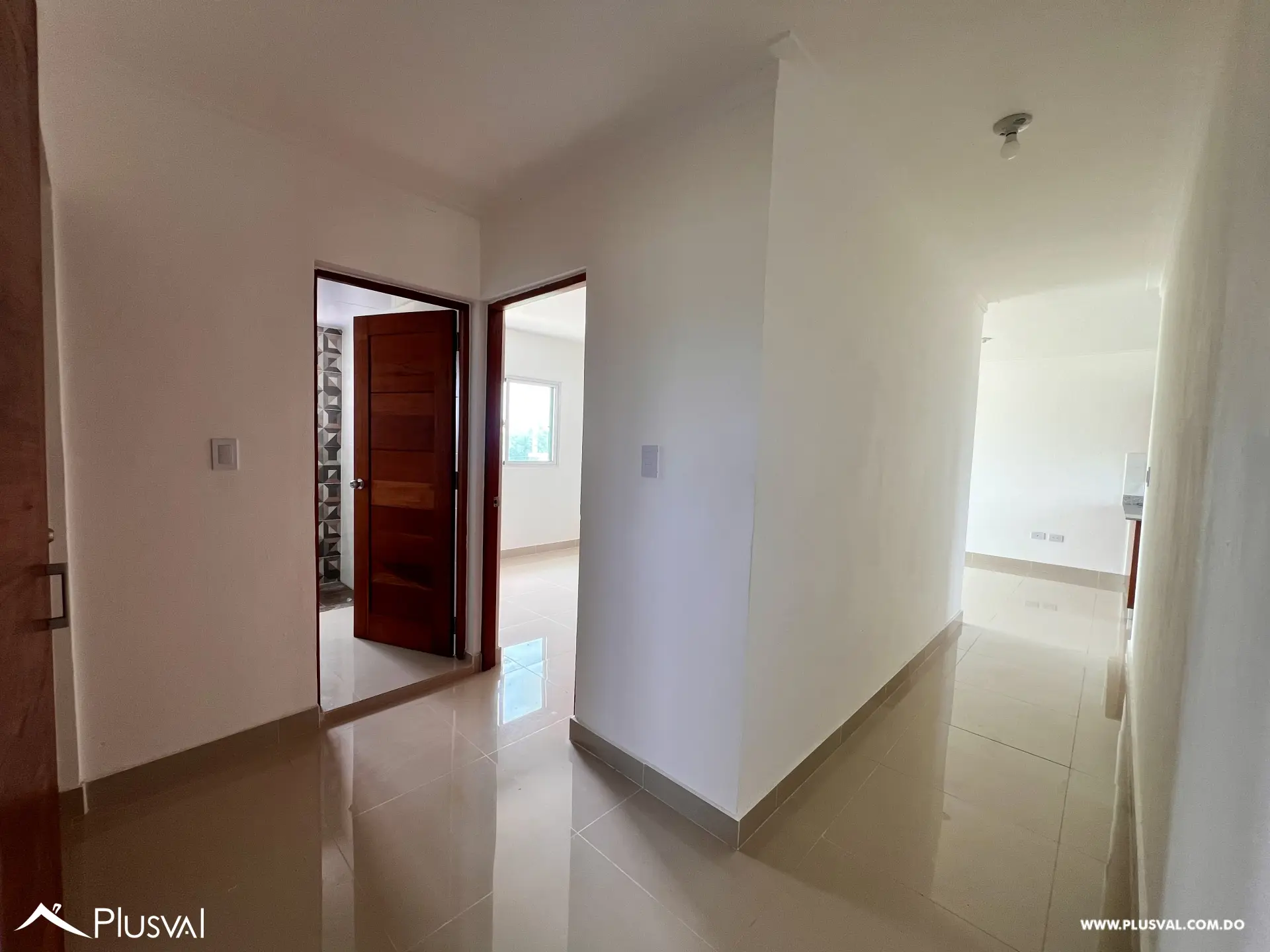 Apartamento en venta en Santo Domingo Este, listo para estrenar. 526900