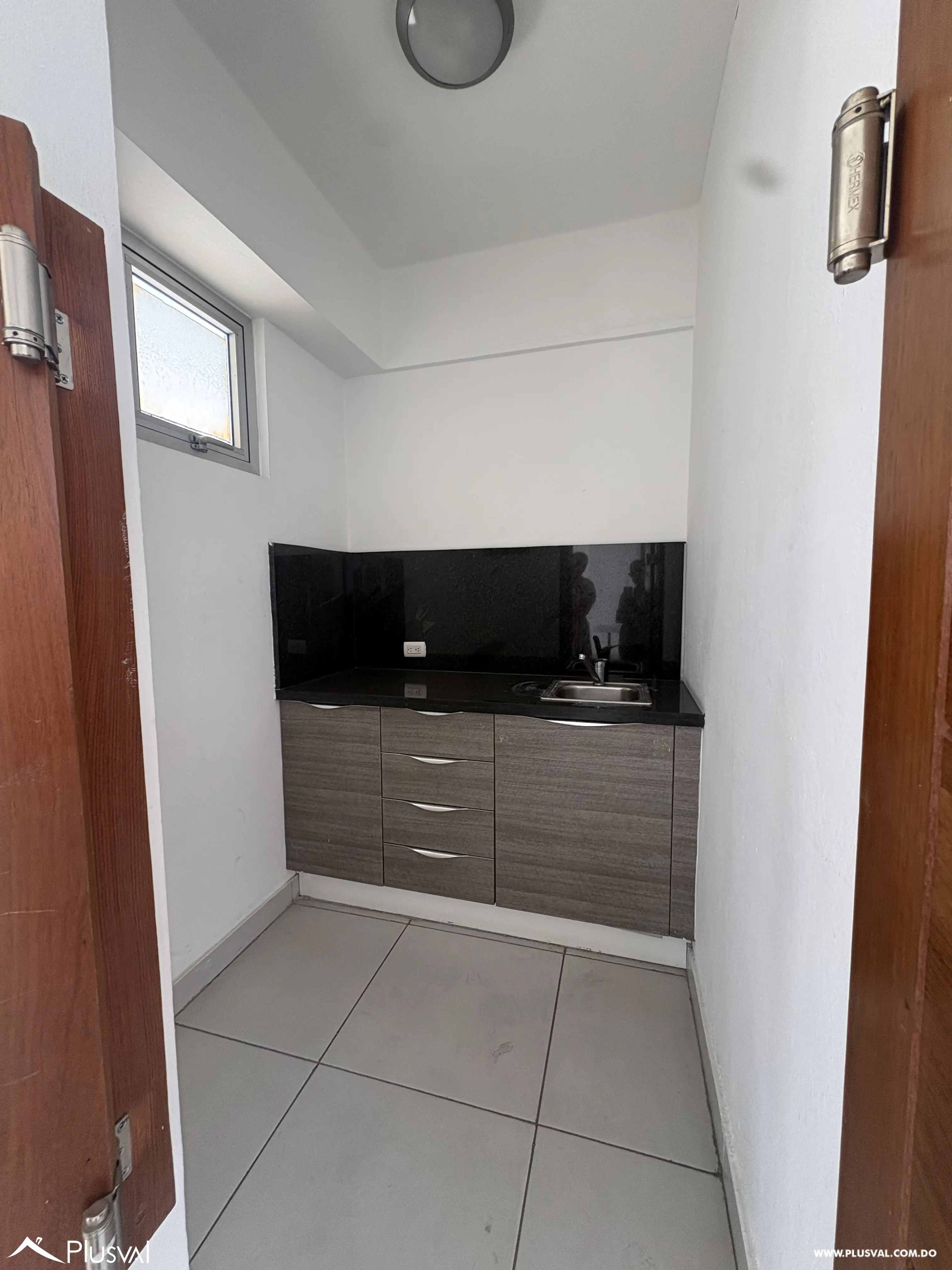 Apartamento en alquiler amueblado en el centro de Naco 519317