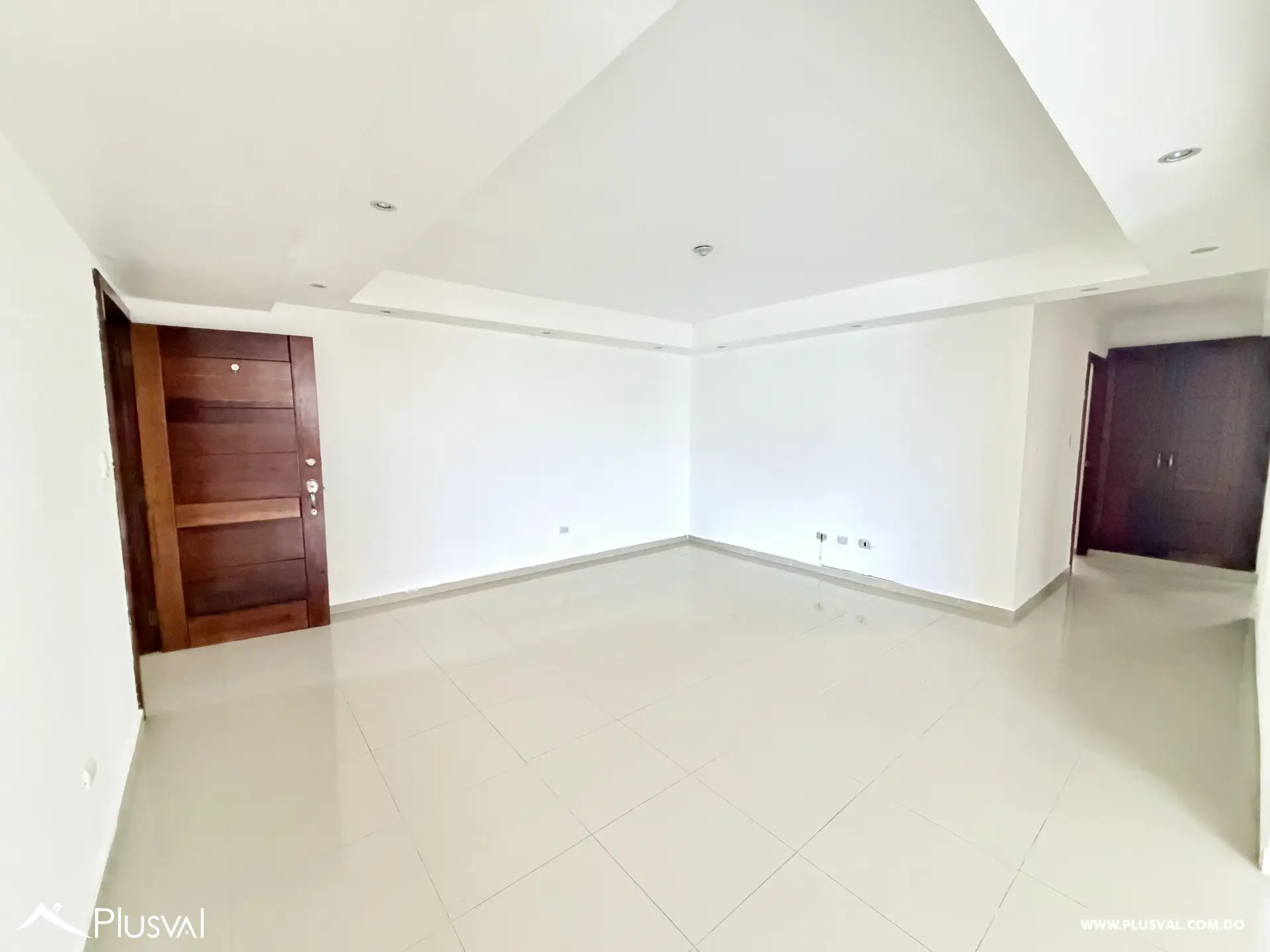 Se vende apartamento con terraza en los Restauradores, Distrito Nacional. 535794