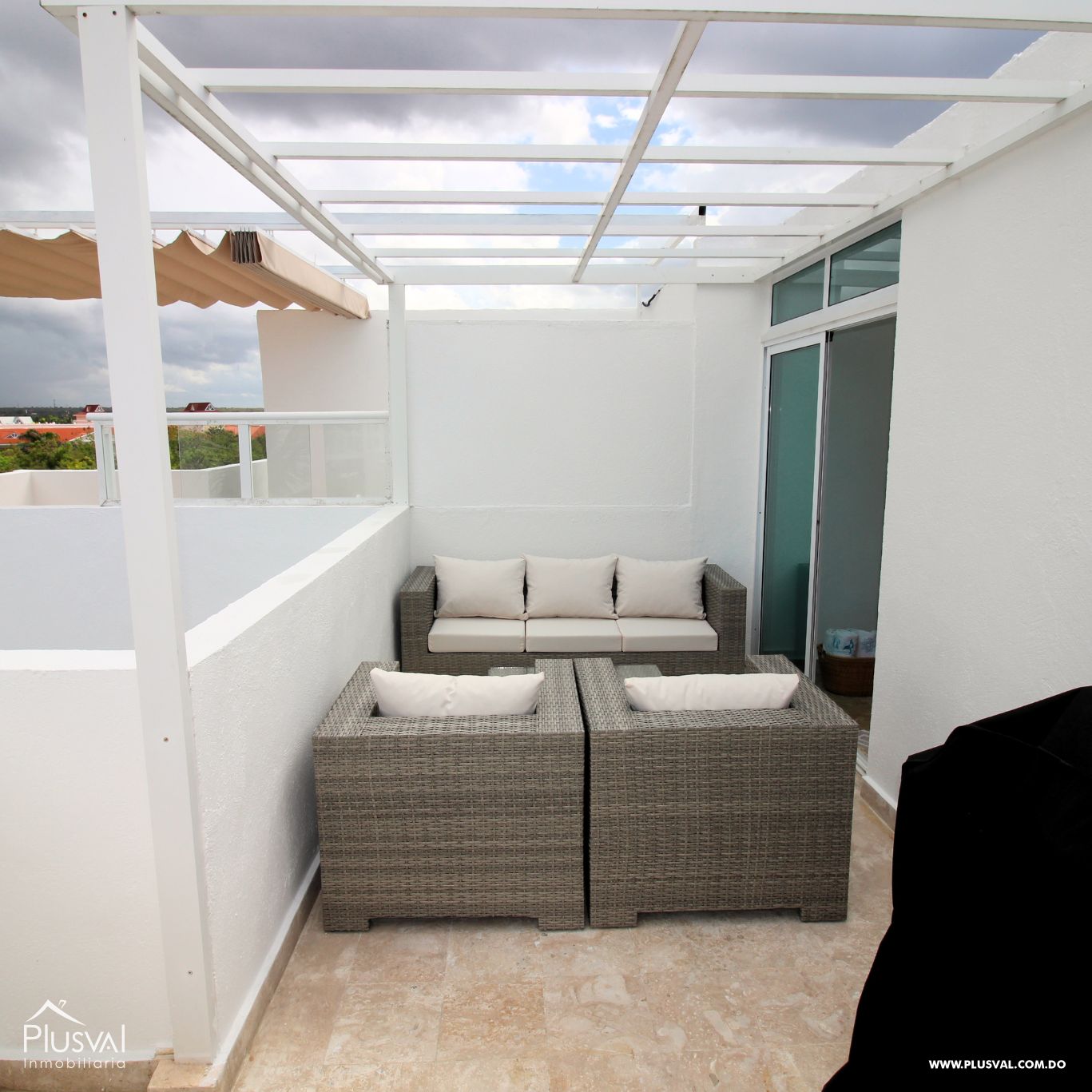 Penthouse en La Ensenada Beach Residences Golf & Marina - Playa Nueva Romana 271569