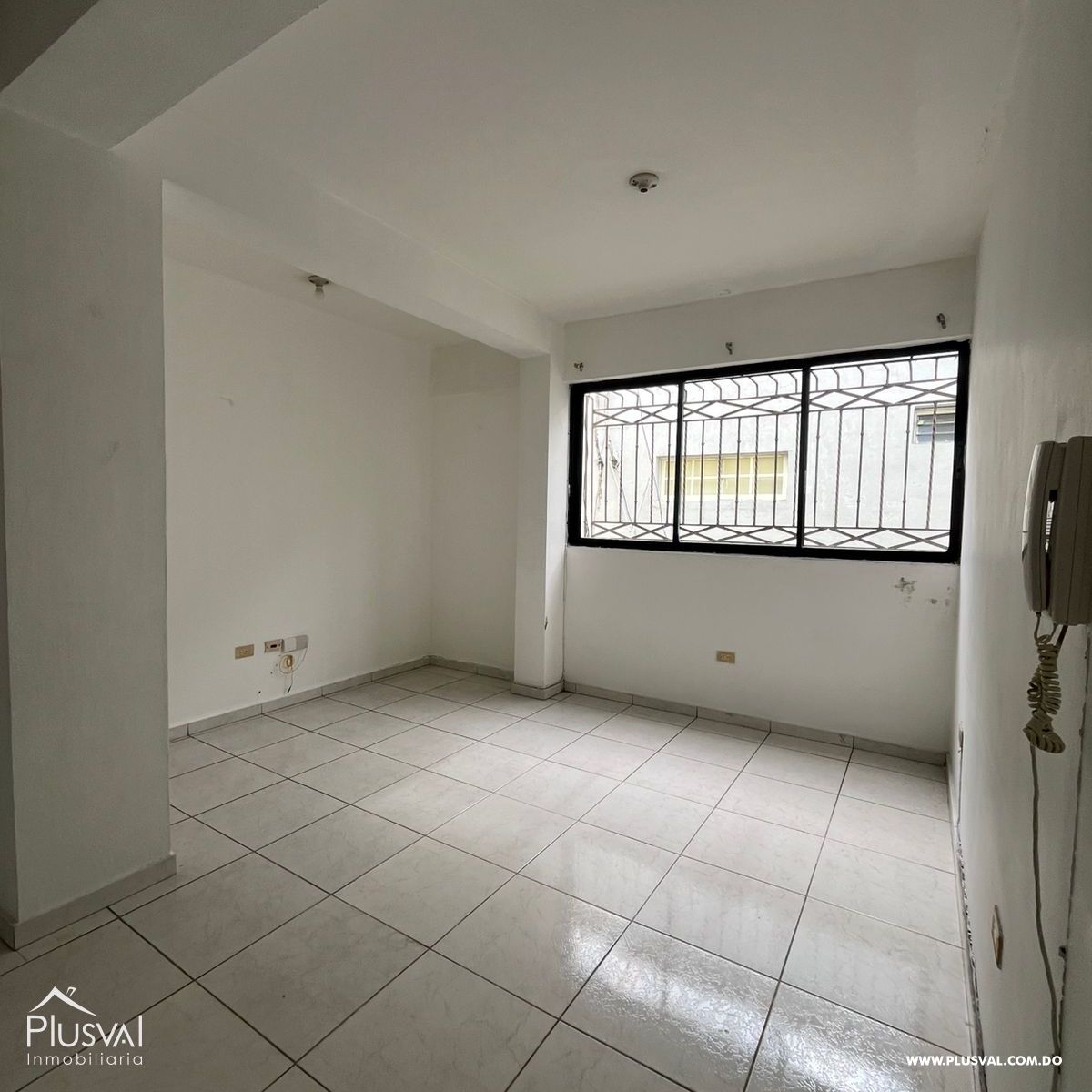 Apartamento en Venta en 4to piso en Zona Universitaria con pocos apartamentos 408217