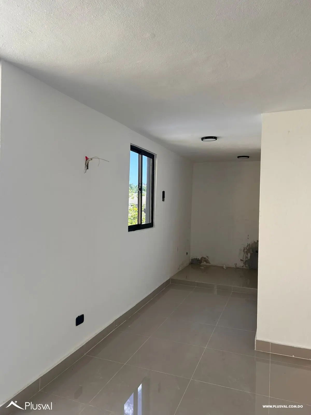 Plaza RUAJ Local 1-B 475157