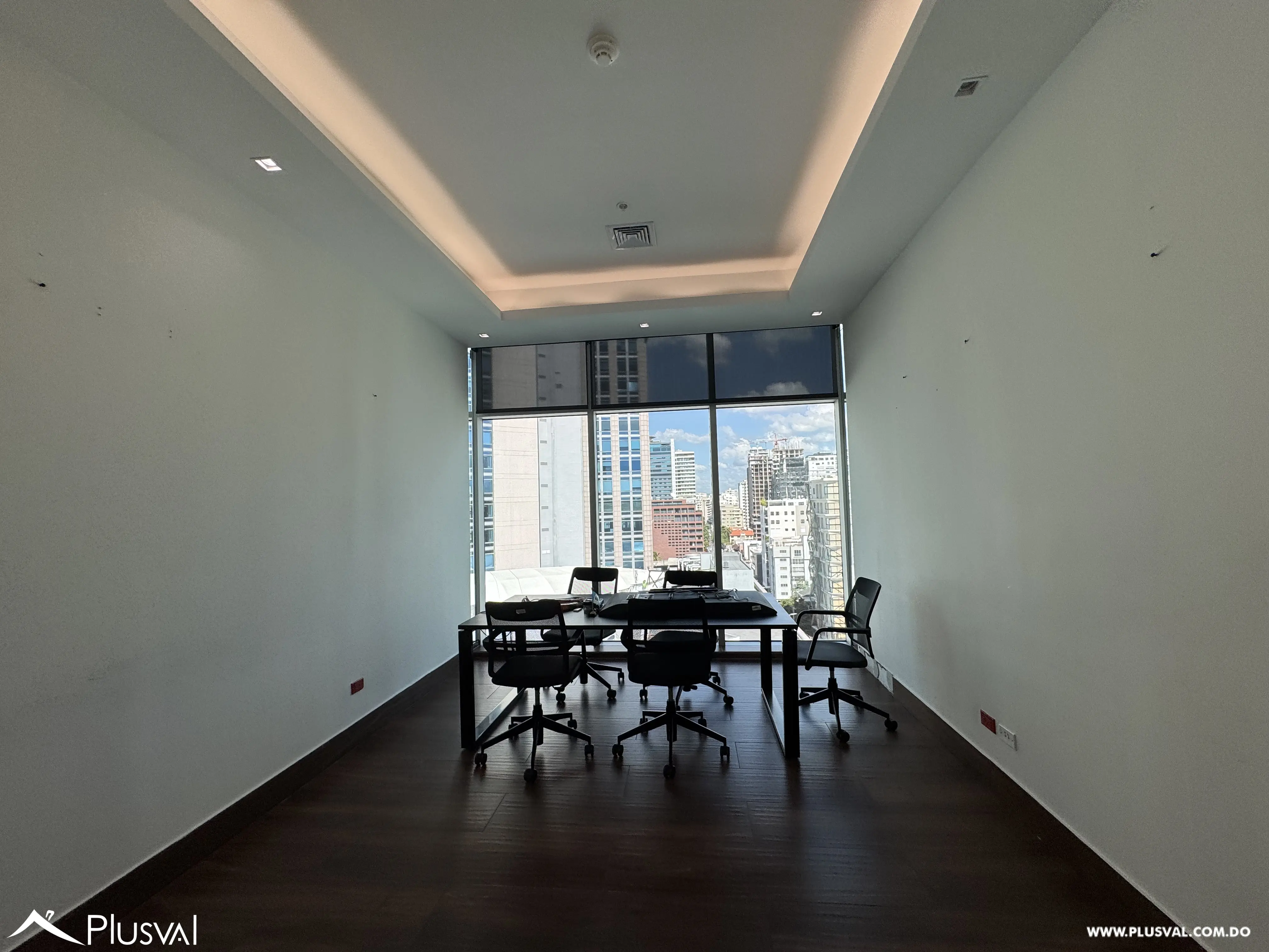 Local en alquiler en corporativo en Piantini 493245